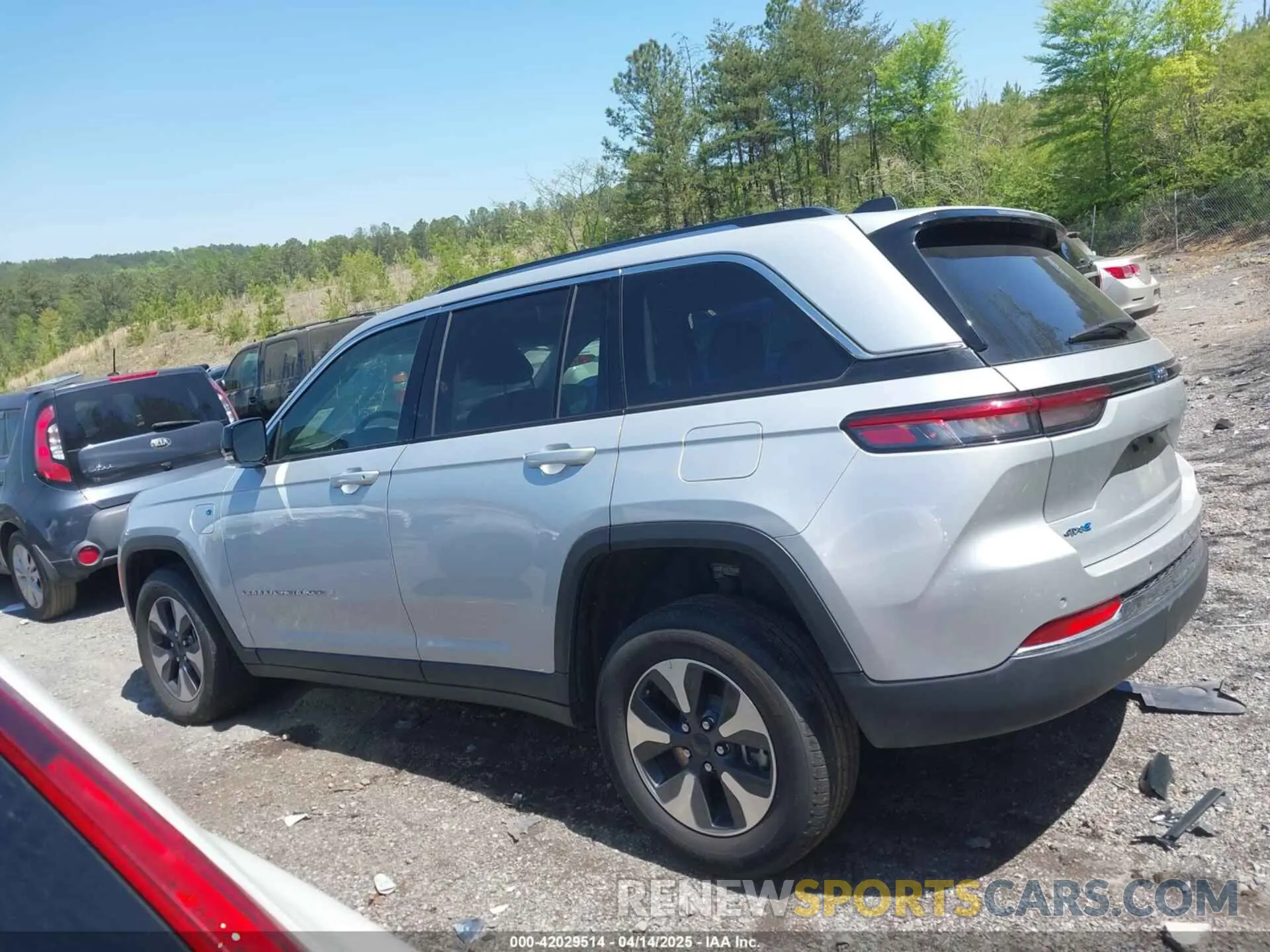 14 fotografías del automóvil dañado 1C4RJYB68RC720727 JEEP GRAND CHEROKEE 4XE 2024