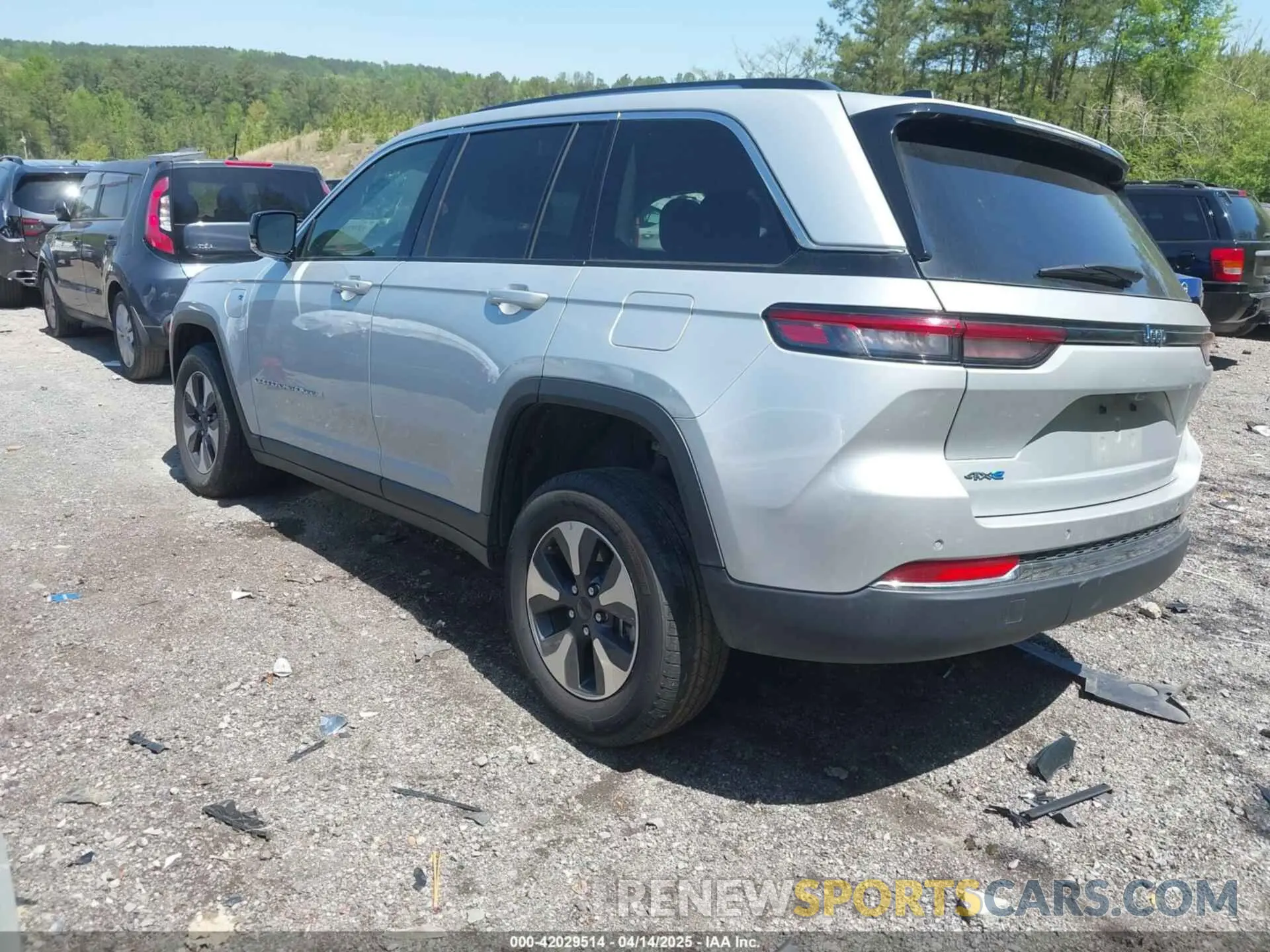 3 fotografías del automóvil dañado 1C4RJYB68RC720727 JEEP GRAND CHEROKEE 4XE 2024