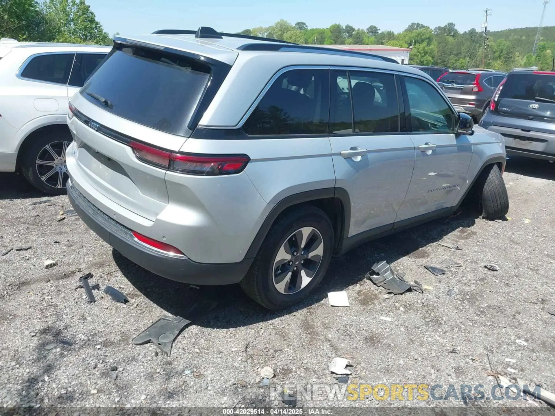 4 fotografías del automóvil dañado 1C4RJYB68RC720727 JEEP GRAND CHEROKEE 4XE 2024