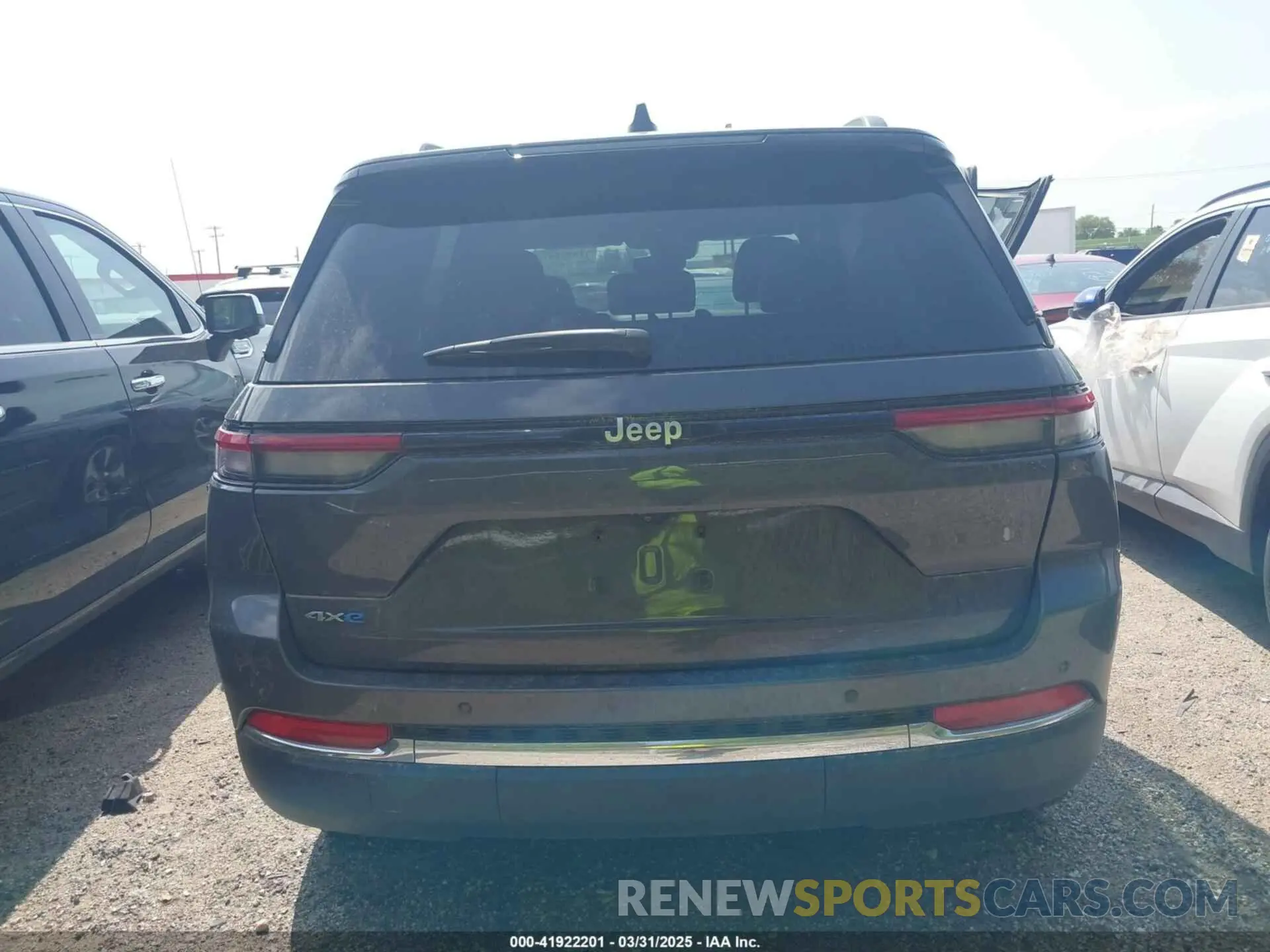 15 fotografías del automóvil dañado 1C4RJYB69RC116328 JEEP GRAND CHEROKEE 4XE 2024