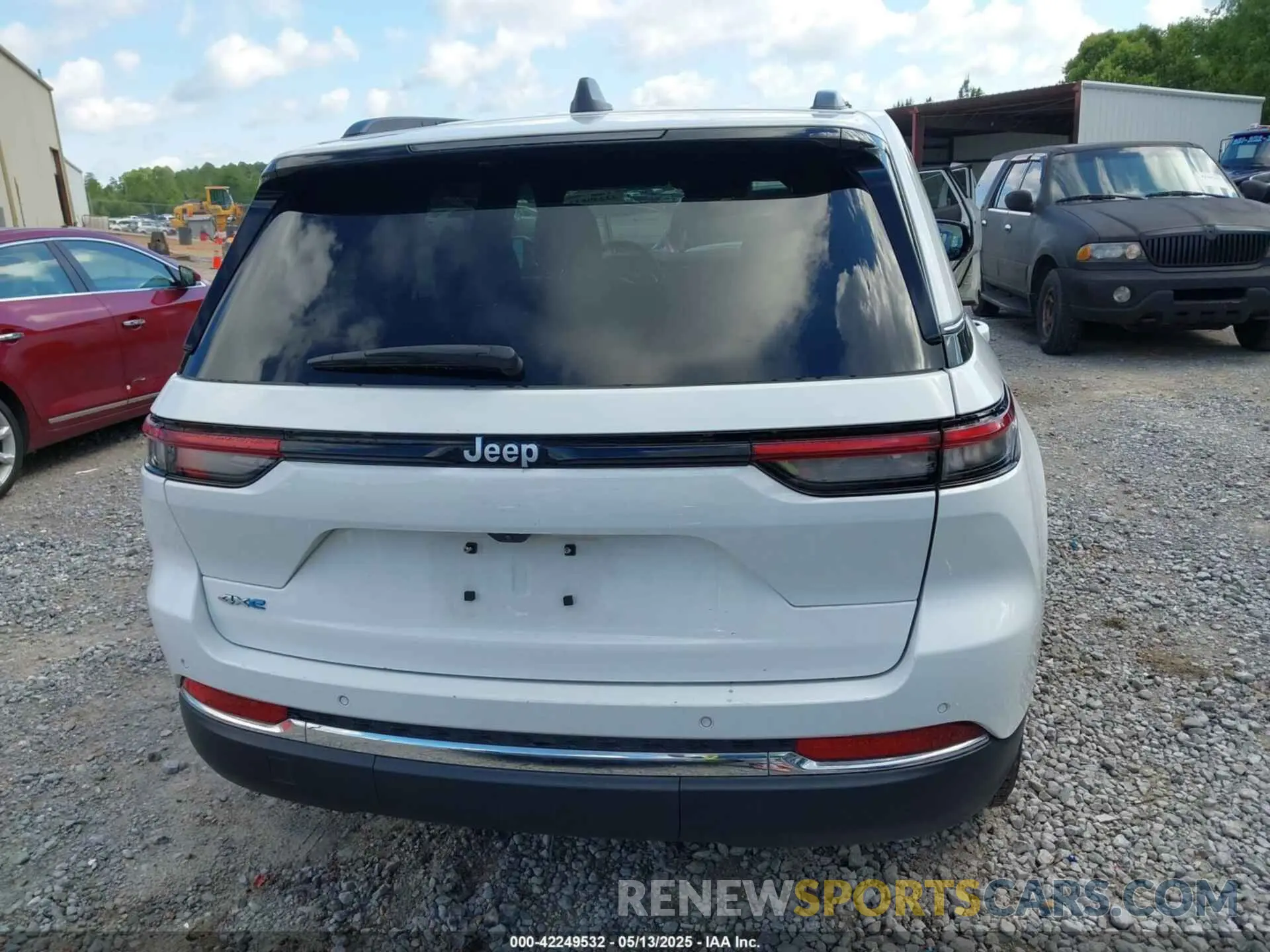 16 fotografías del automóvil dañado 1C4RJYB6XRC129539 JEEP GRAND CHEROKEE 4XE 2024