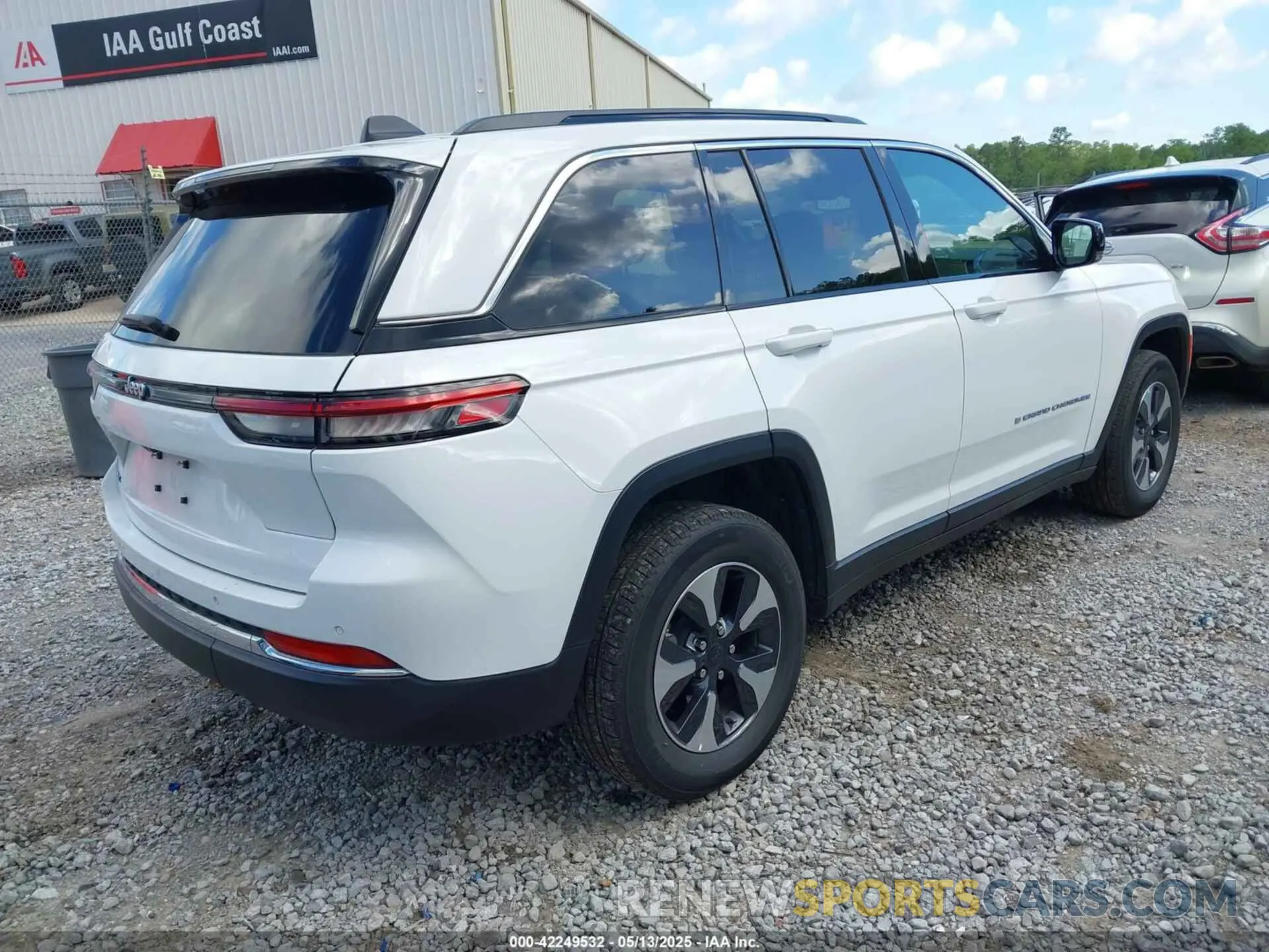 4 fotografías del automóvil dañado 1C4RJYB6XRC129539 JEEP GRAND CHEROKEE 4XE 2024