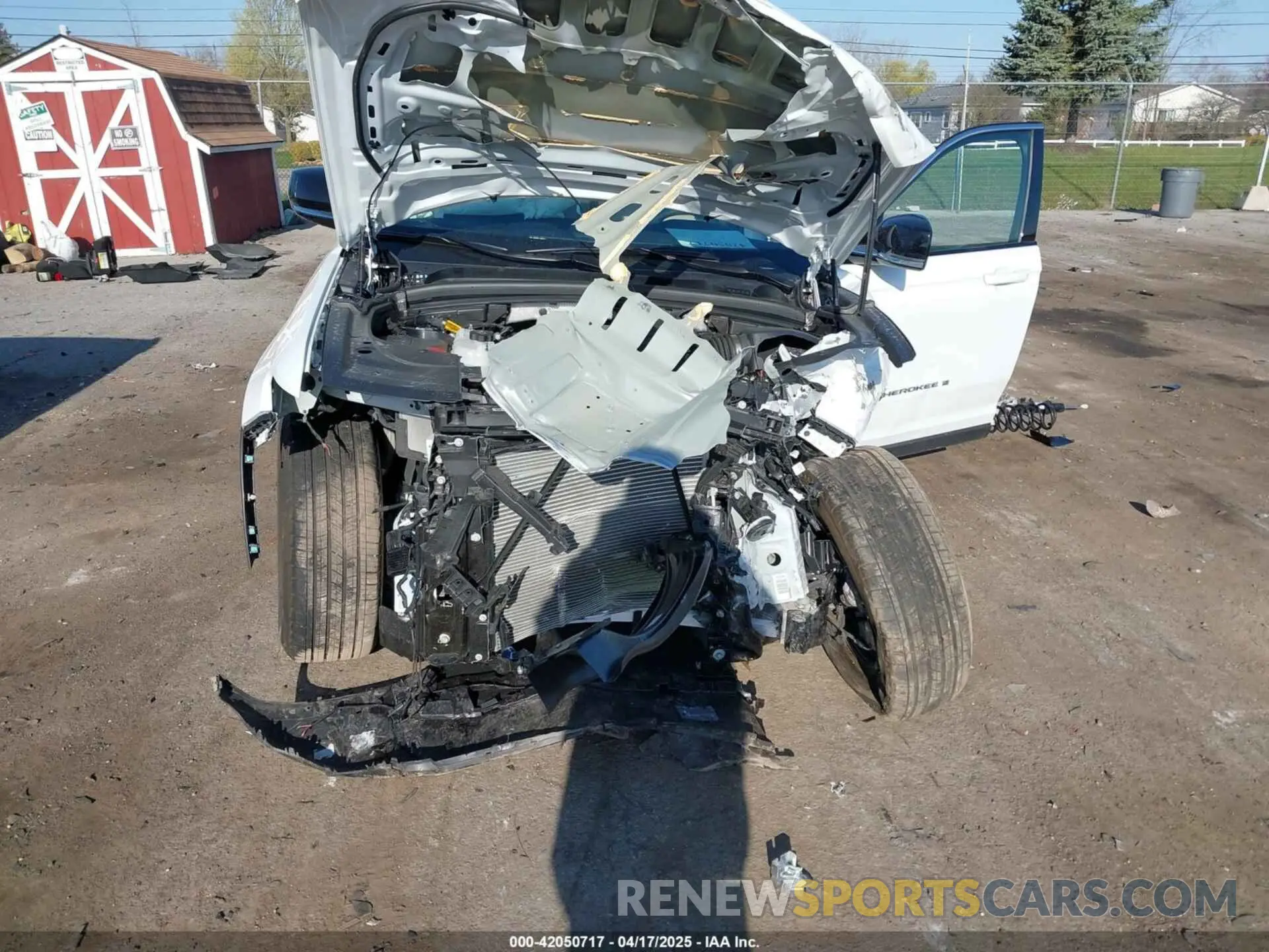 6 fotografías del automóvil dañado 1C4RJYB62S8665930 JEEP GRAND CHEROKEE 4XE 2025