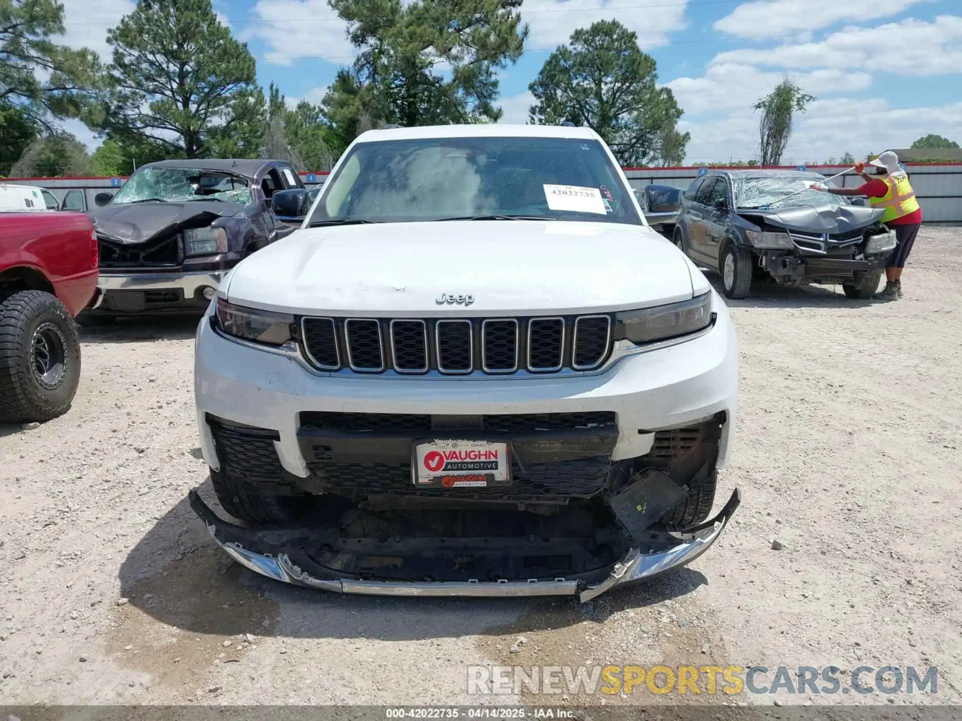 12 fotografías del automóvil dañado 1C4RJJBG1M8136228 JEEP GRAND CHEROKEE L 2021