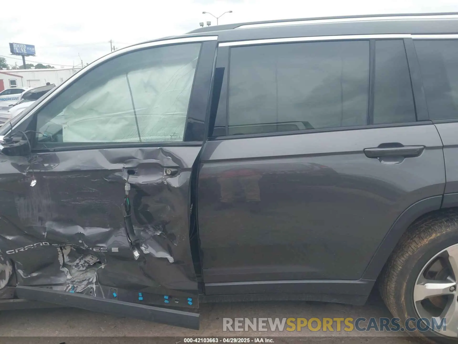 14 fotografías del automóvil dañado 1C4RJJBG2M8175586 JEEP GRAND CHEROKEE L 2021