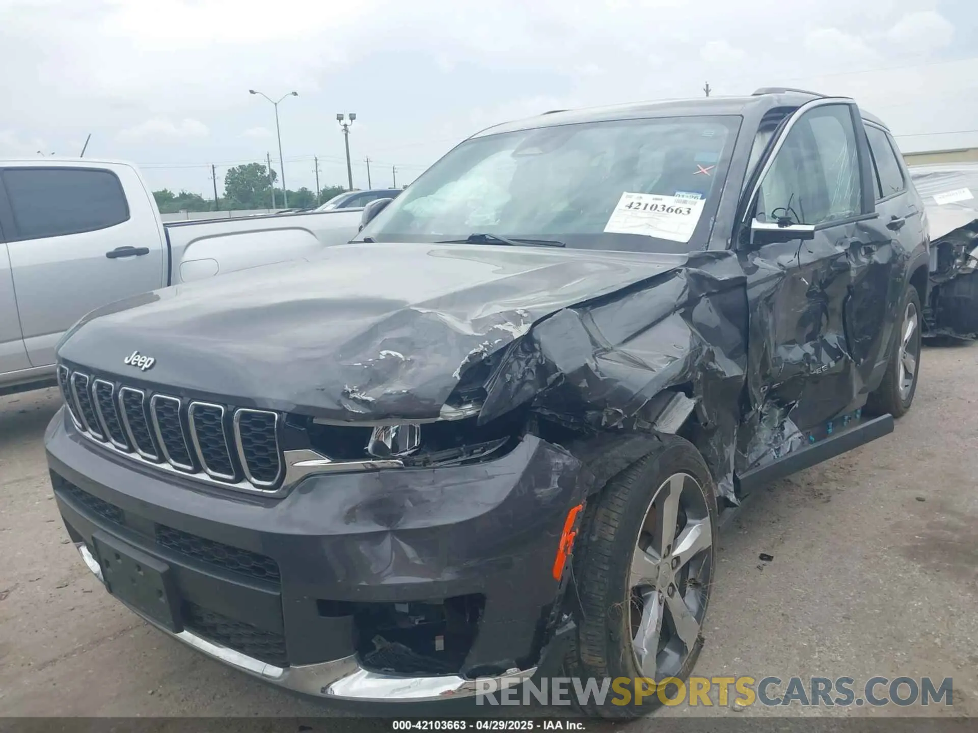 2 fotografías del automóvil dañado 1C4RJJBG2M8175586 JEEP GRAND CHEROKEE L 2021