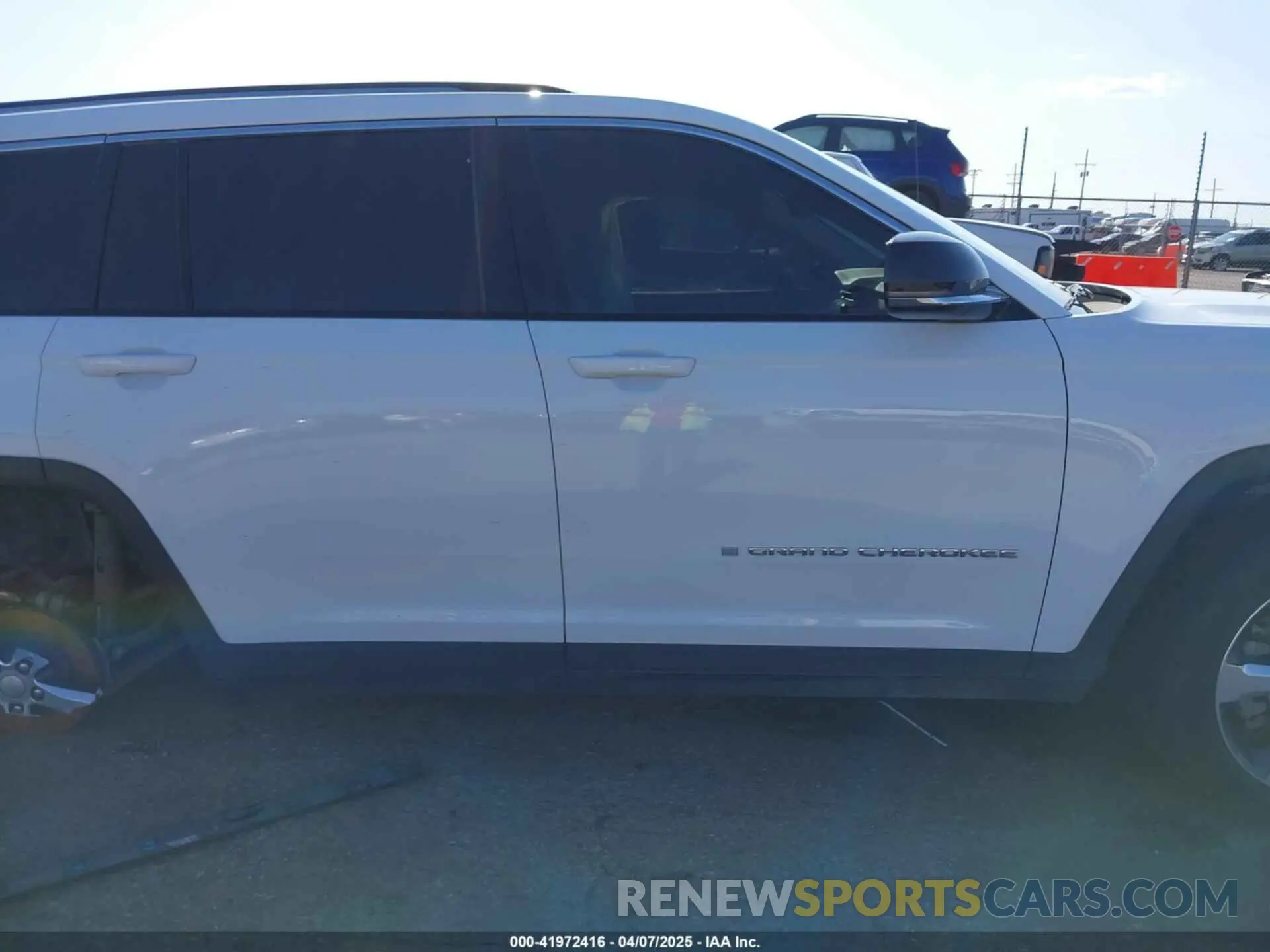 14 fotografías del automóvil dañado 1C4RJJBG5M8125958 JEEP GRAND CHEROKEE L 2021