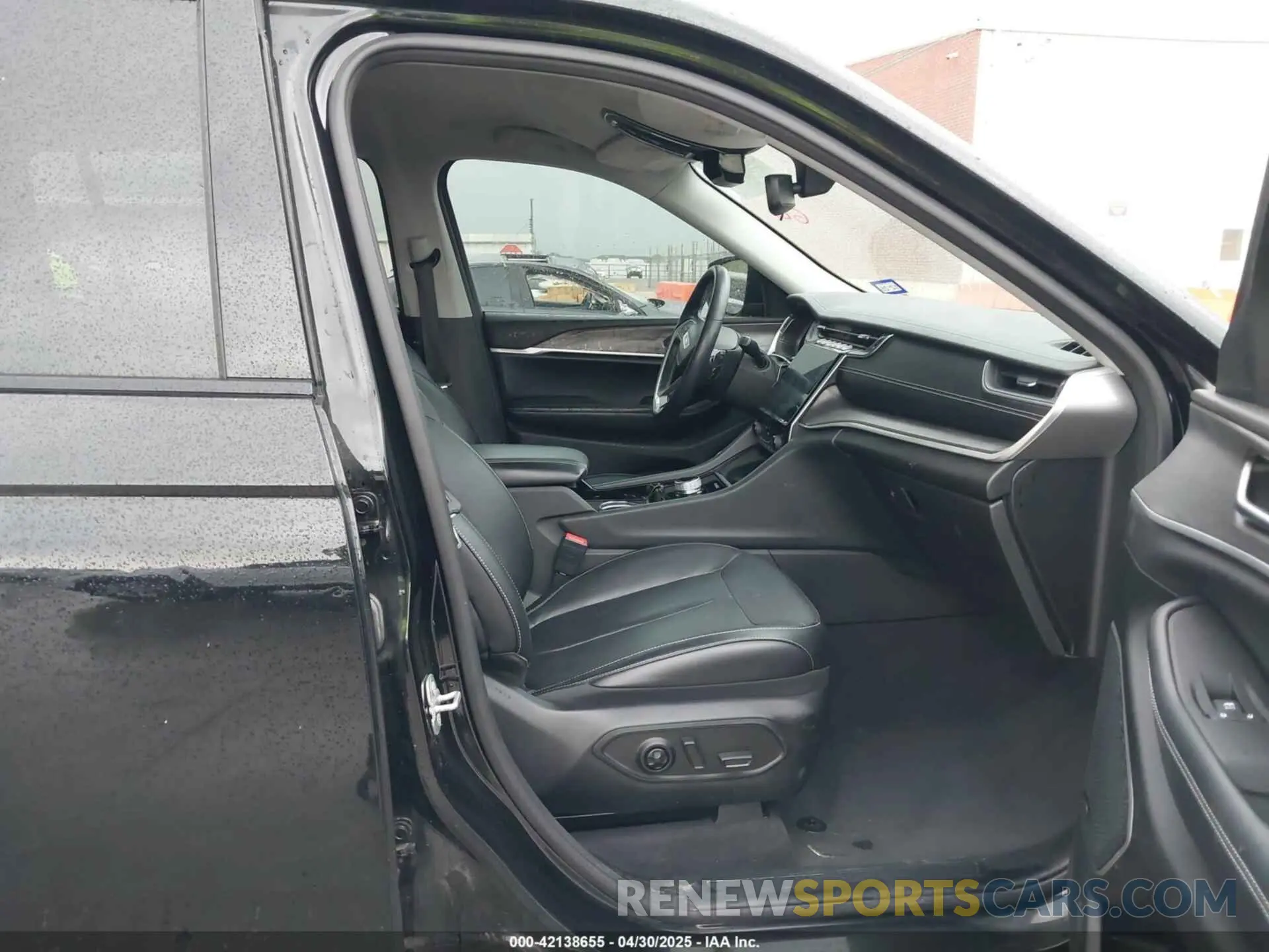5 fotografías del automóvil dañado 1C4RJJBG5M8154148 JEEP GRAND CHEROKEE L 2021