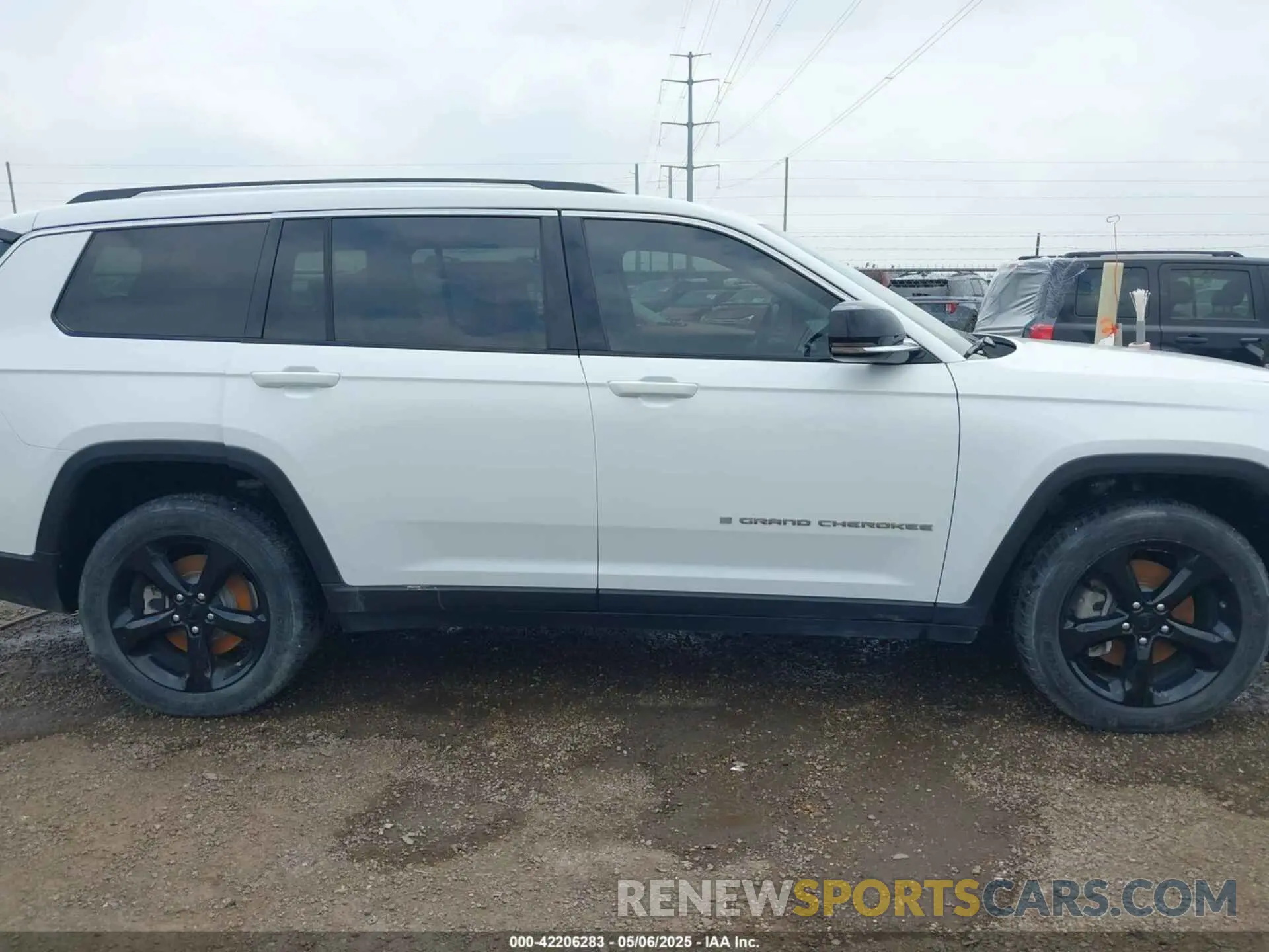 12 fotografías del automóvil dañado 1C4RJJBG5M8175260 JEEP GRAND CHEROKEE L 2021