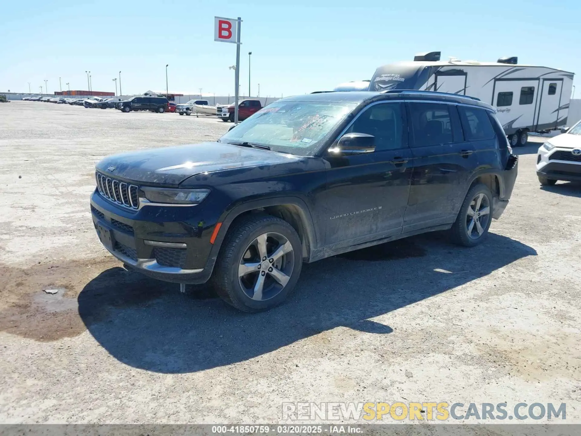 2 fotografías del automóvil dañado 1C4RJJBG5M8183794 JEEP GRAND CHEROKEE L 2021