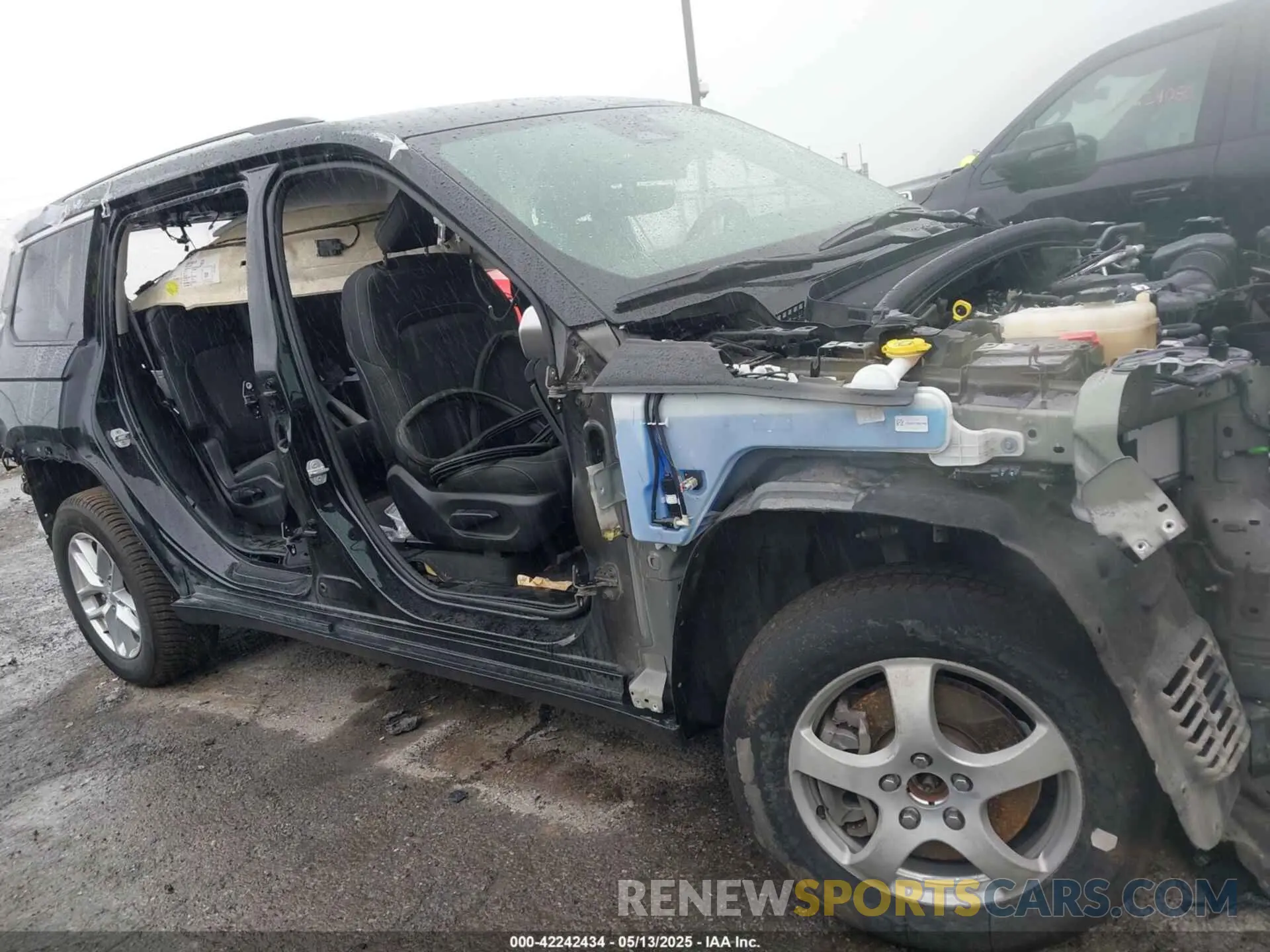 12 fotografías del automóvil dañado 1C4RJKAG3M8172316 JEEP GRAND CHEROKEE L 2021