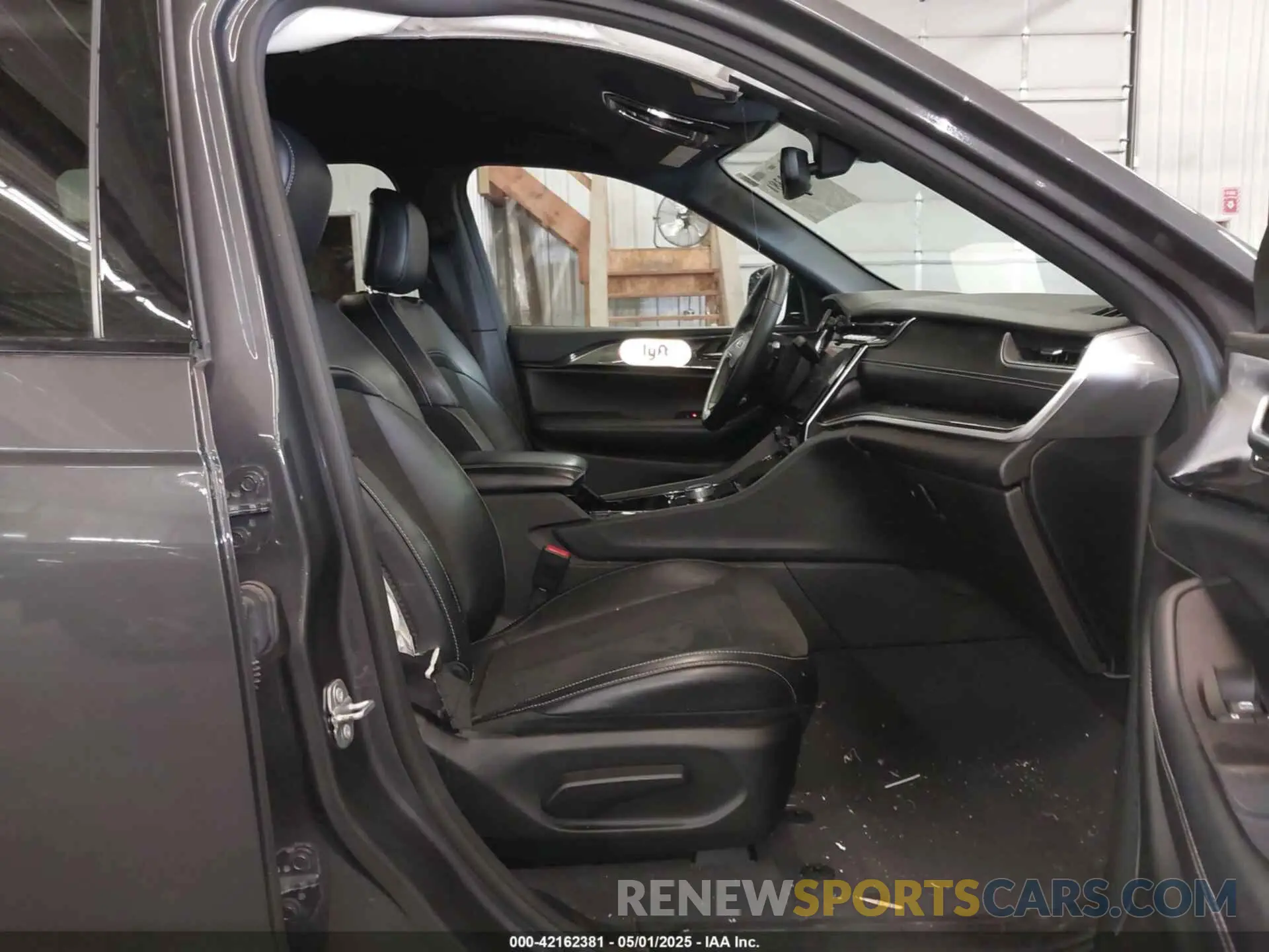 5 fotografías del automóvil dañado 1C4RJKAG3M8184546 JEEP GRAND CHEROKEE L 2021