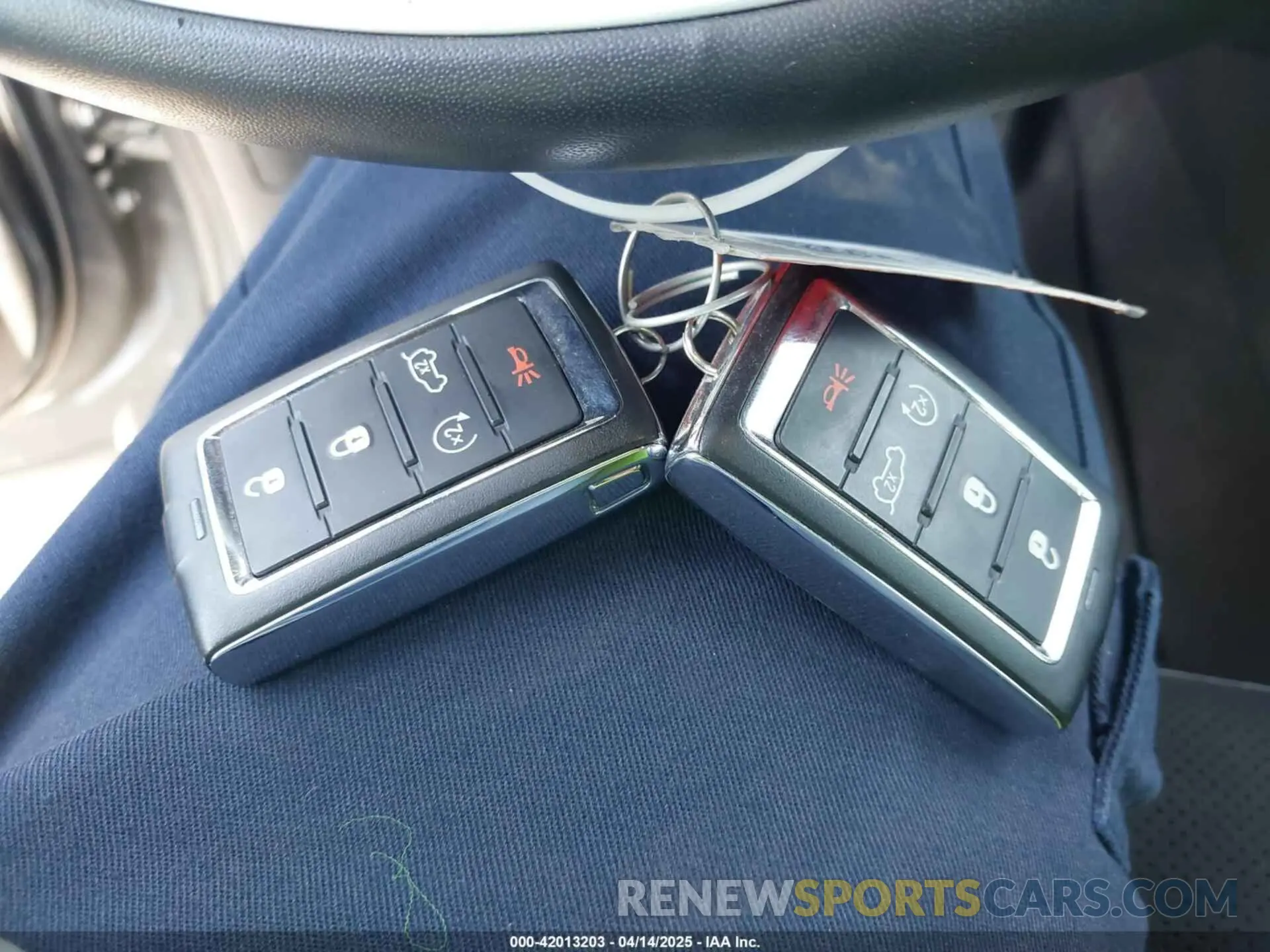 11 fotografías del automóvil dañado 1C4RJKAG4M8151314 JEEP GRAND CHEROKEE L 2021