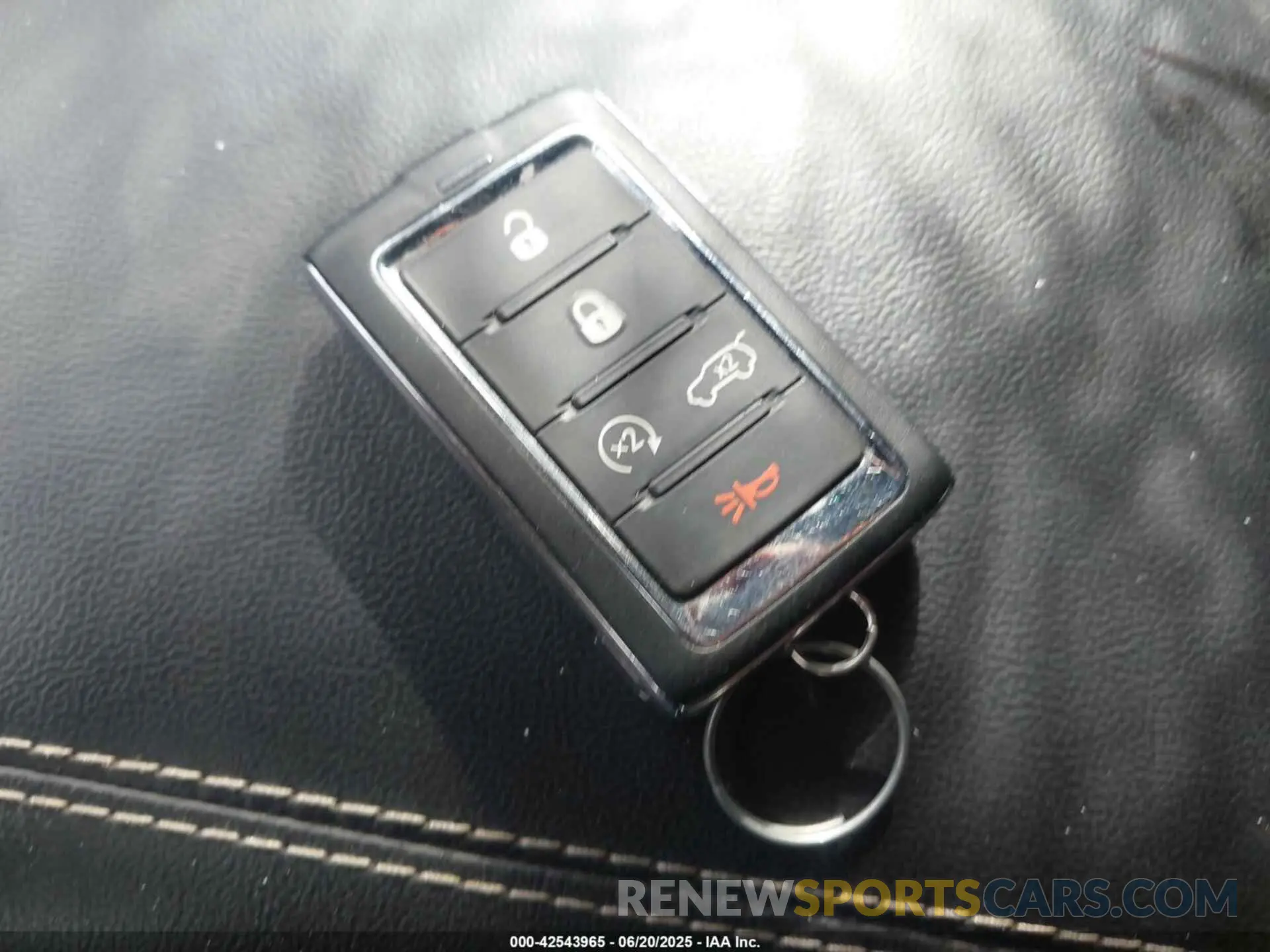 11 fotografías del automóvil dañado 1C4RJKAG5M8209107 JEEP GRAND CHEROKEE L 2021