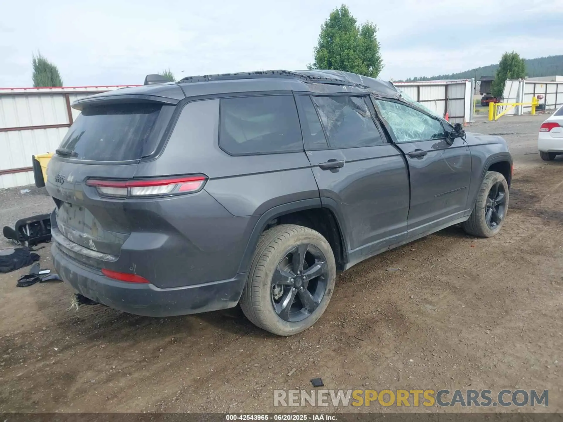 4 fotografías del automóvil dañado 1C4RJKAG5M8209107 JEEP GRAND CHEROKEE L 2021