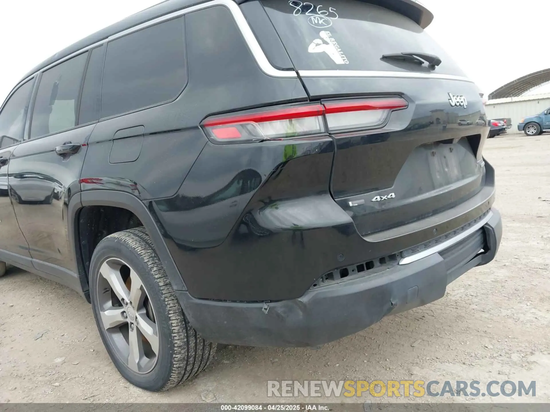 17 fotografías del automóvil dañado 1C4RJKBG2M8108265 JEEP GRAND CHEROKEE L 2021