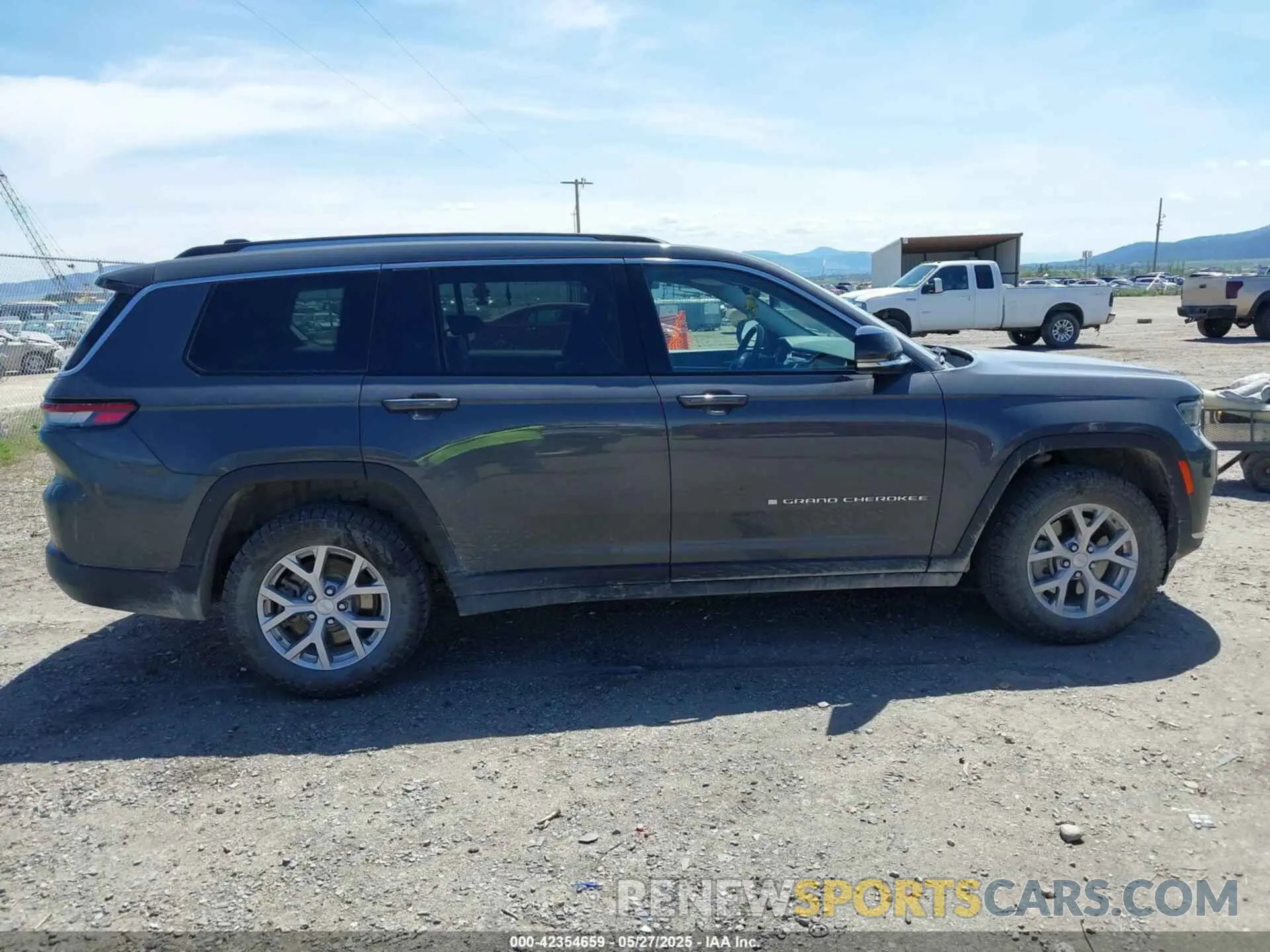 13 fotografías del automóvil dañado 1C4RJKBG2M8138950 JEEP GRAND CHEROKEE L 2021