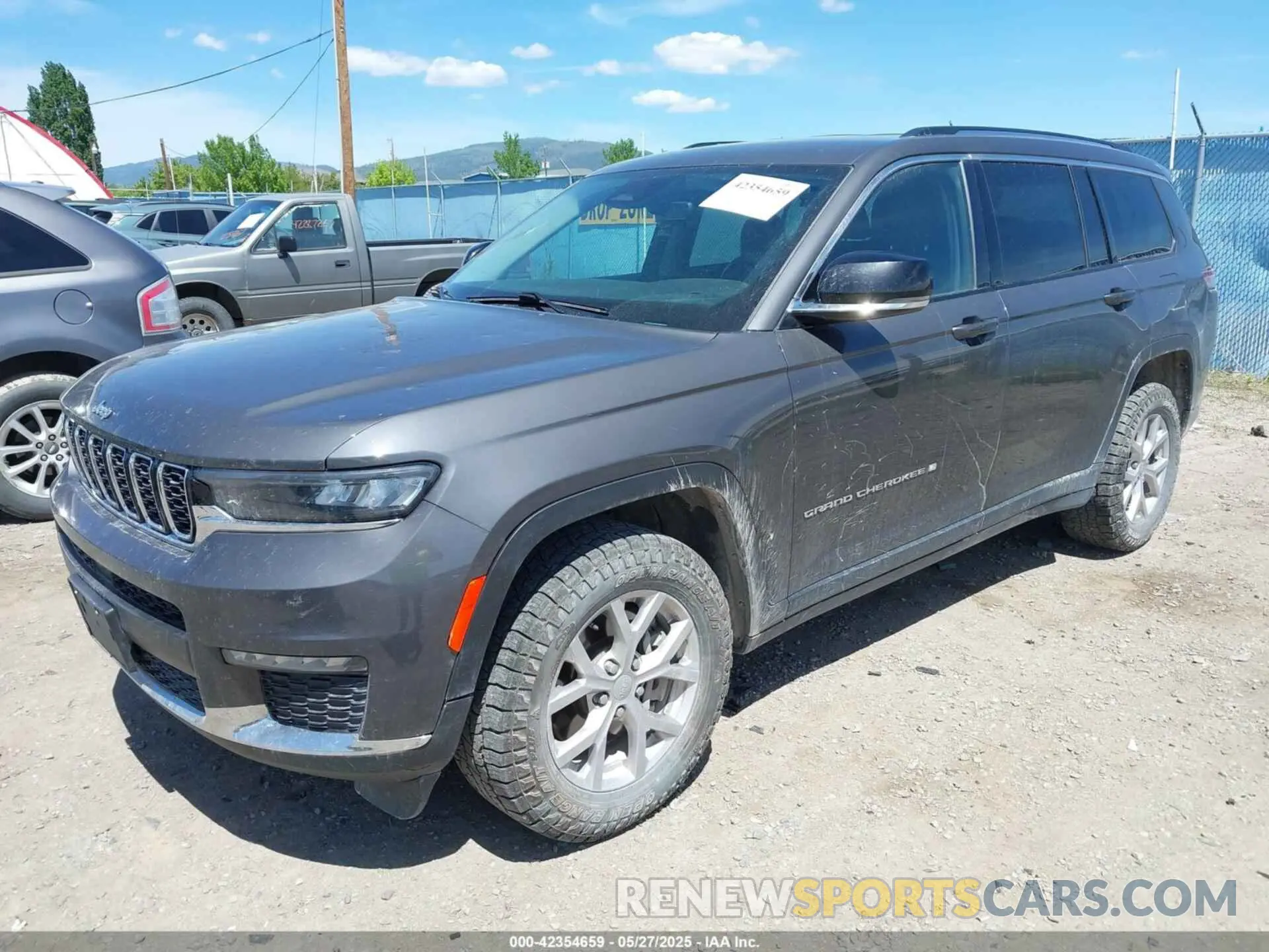 2 fotografías del automóvil dañado 1C4RJKBG2M8138950 JEEP GRAND CHEROKEE L 2021