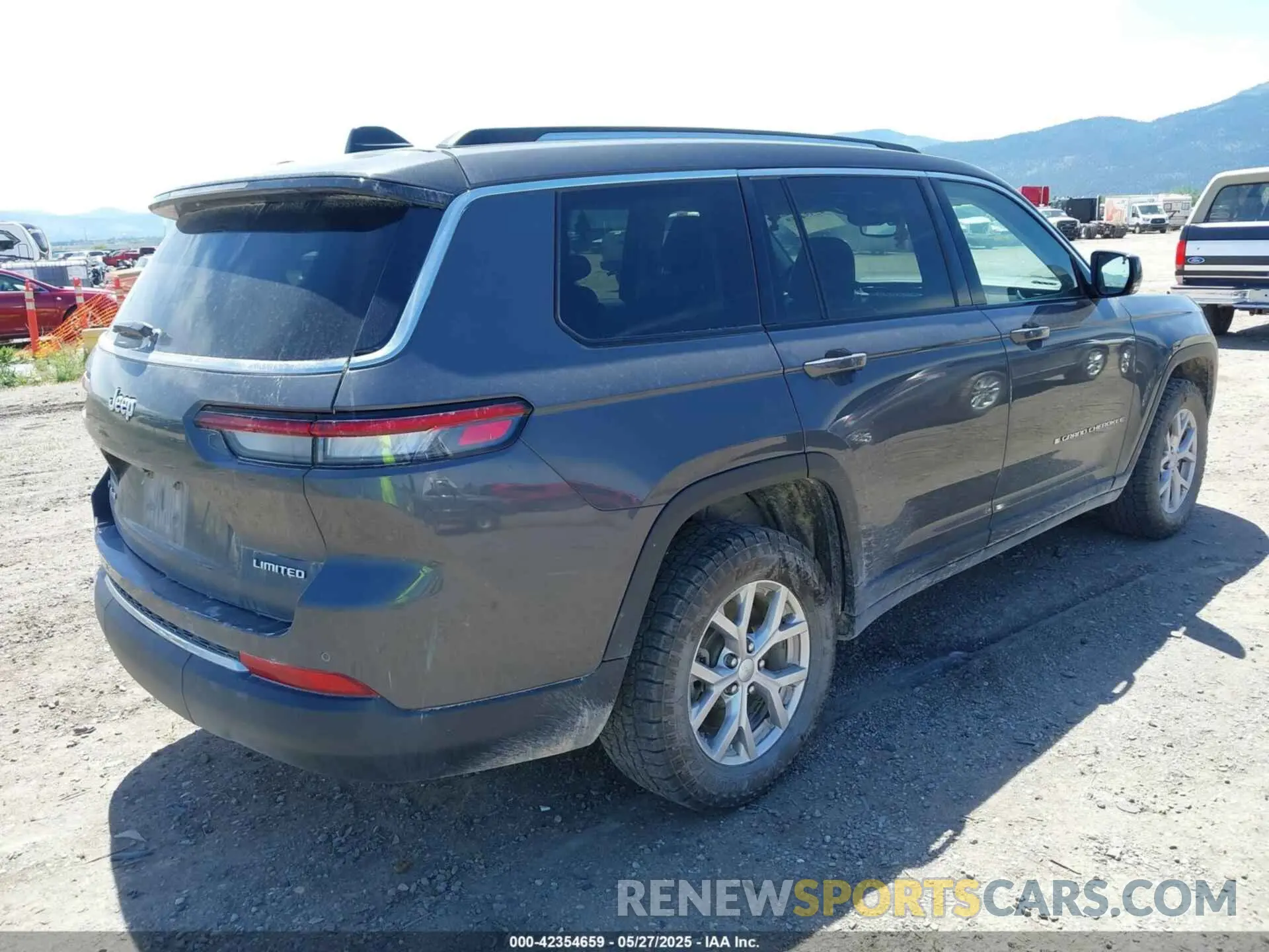 4 fotografías del automóvil dañado 1C4RJKBG2M8138950 JEEP GRAND CHEROKEE L 2021