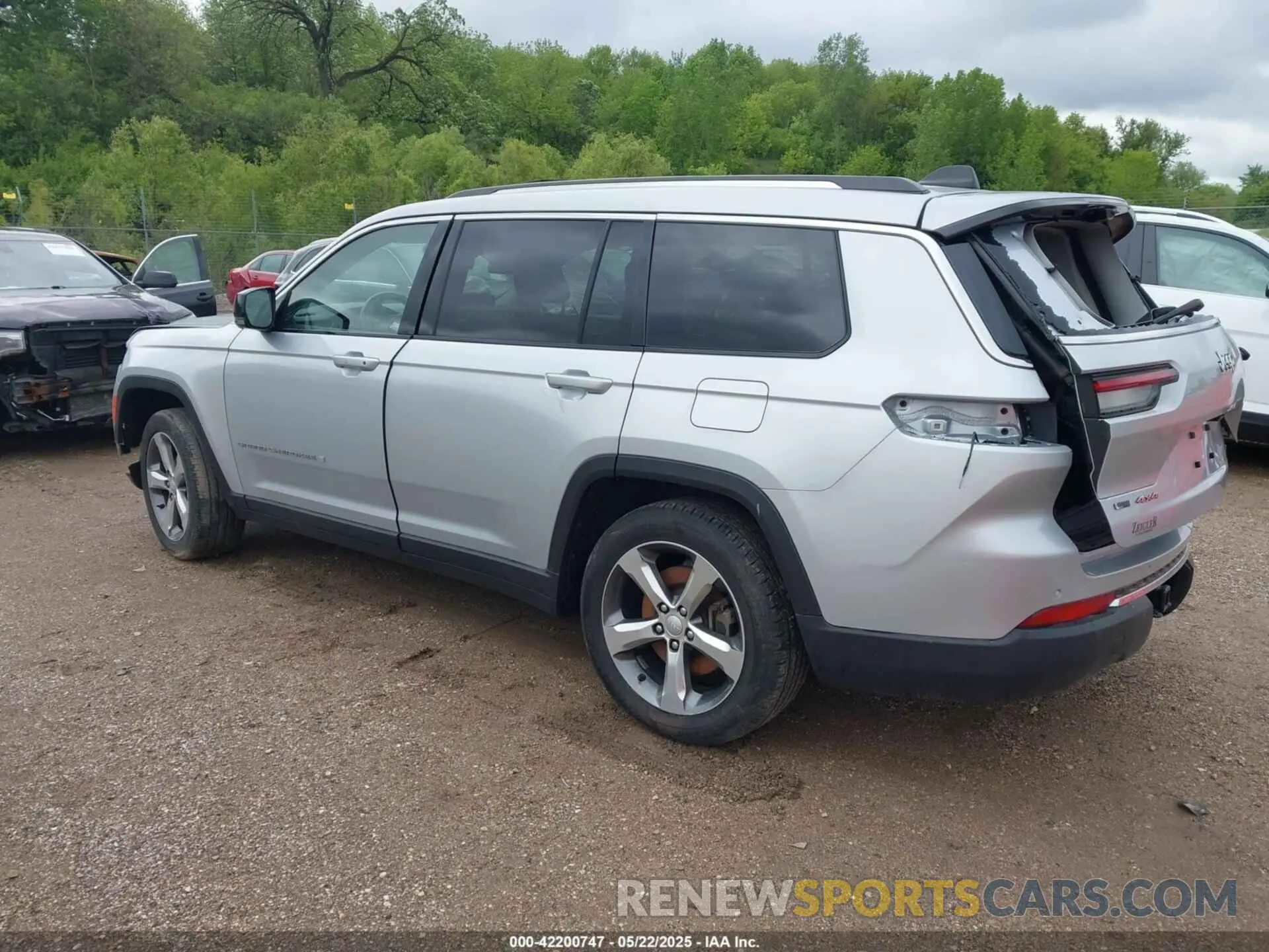3 fotografías del automóvil dañado 1C4RJKBG3M8114379 JEEP GRAND CHEROKEE L 2021