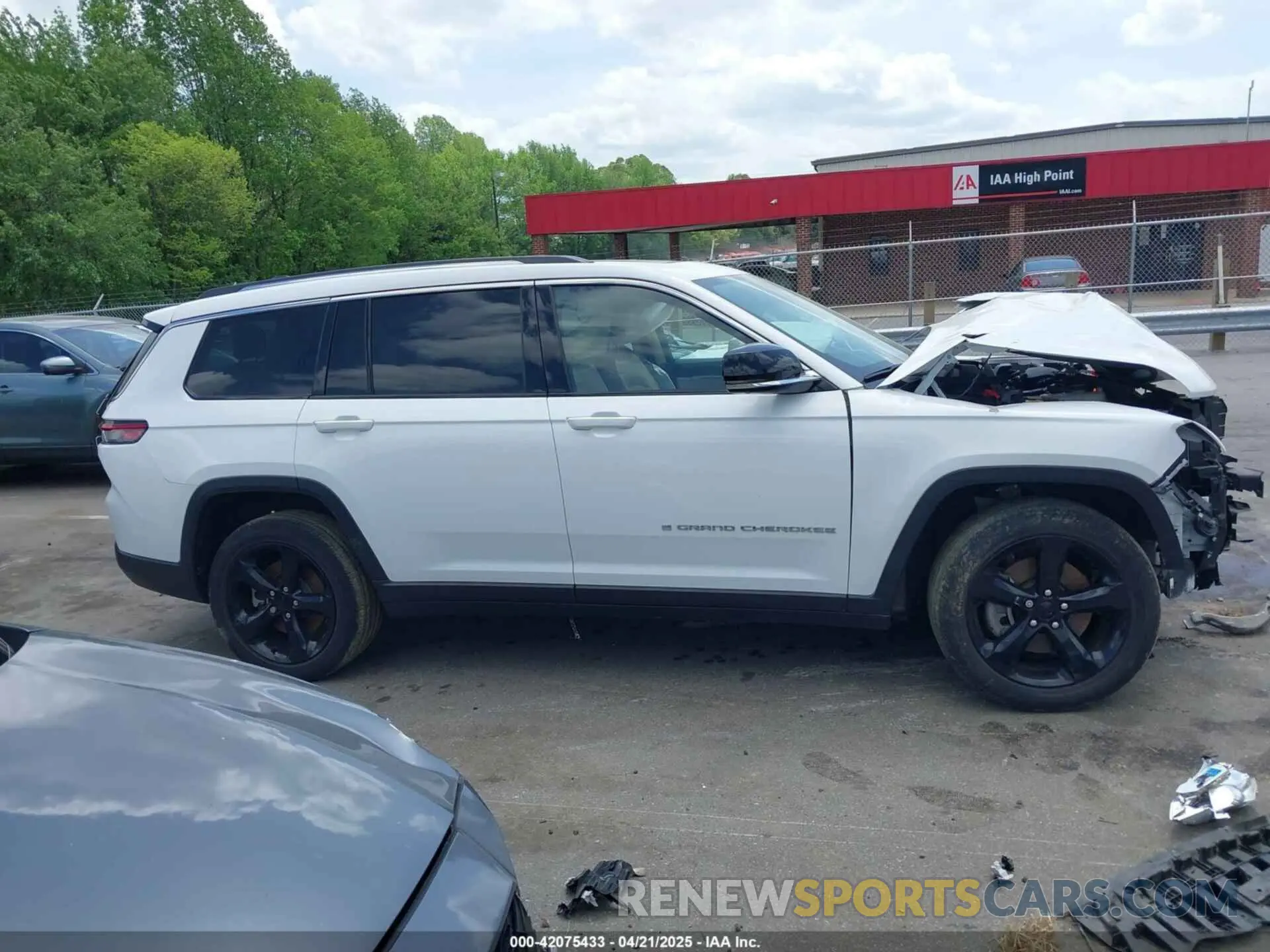 14 fotografías del automóvil dañado 1C4RJKBG4M8136830 JEEP GRAND CHEROKEE L 2021