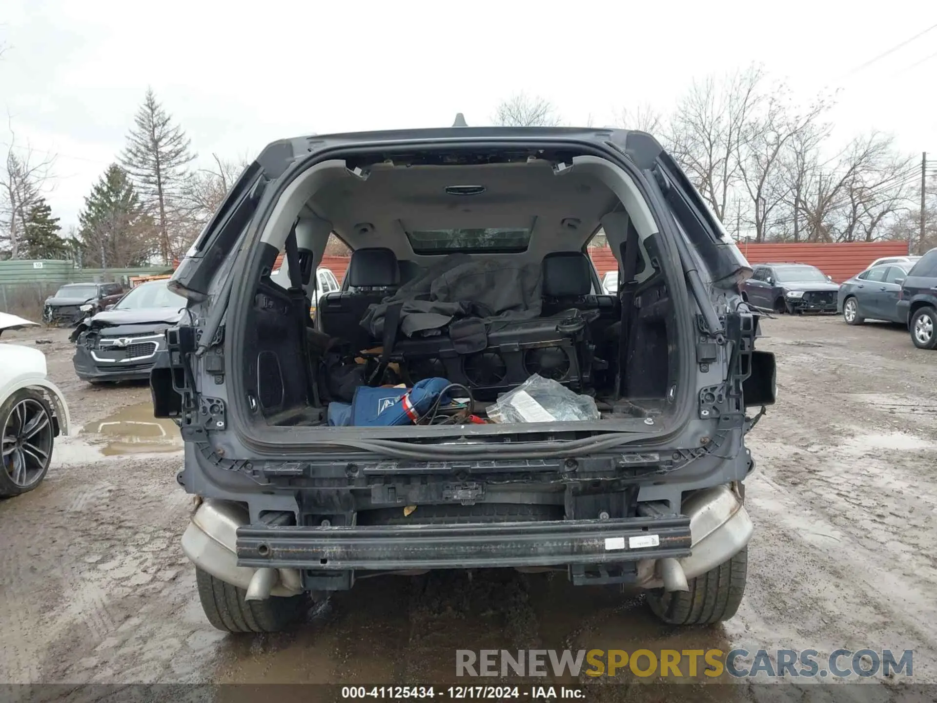 15 fotografías del automóvil dañado 1C4RJKBG4M8138710 JEEP GRAND CHEROKEE L 2021