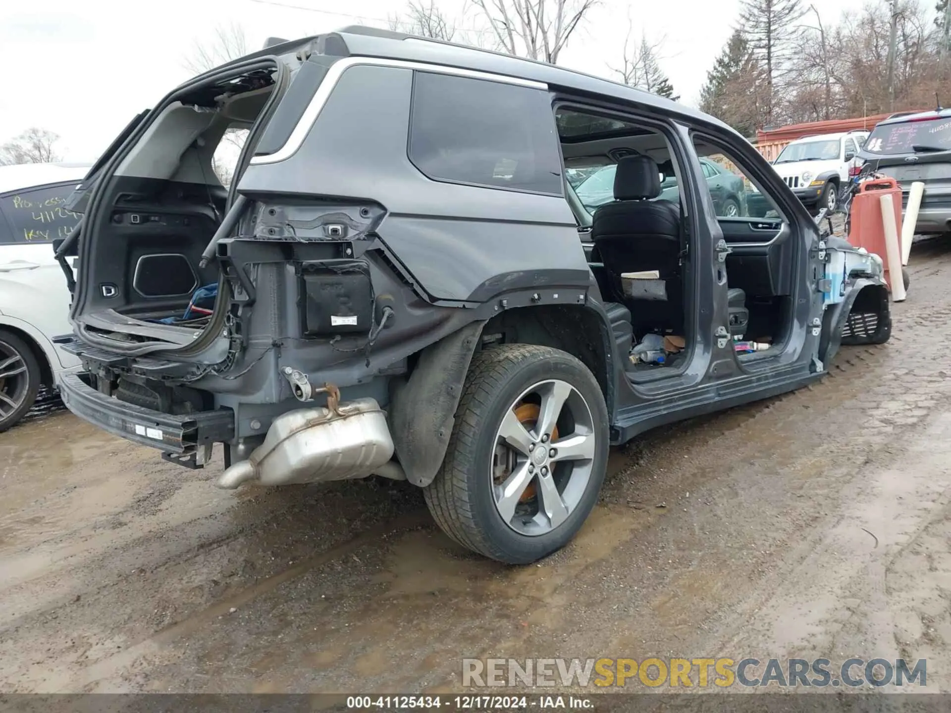 4 fotografías del automóvil dañado 1C4RJKBG4M8138710 JEEP GRAND CHEROKEE L 2021
