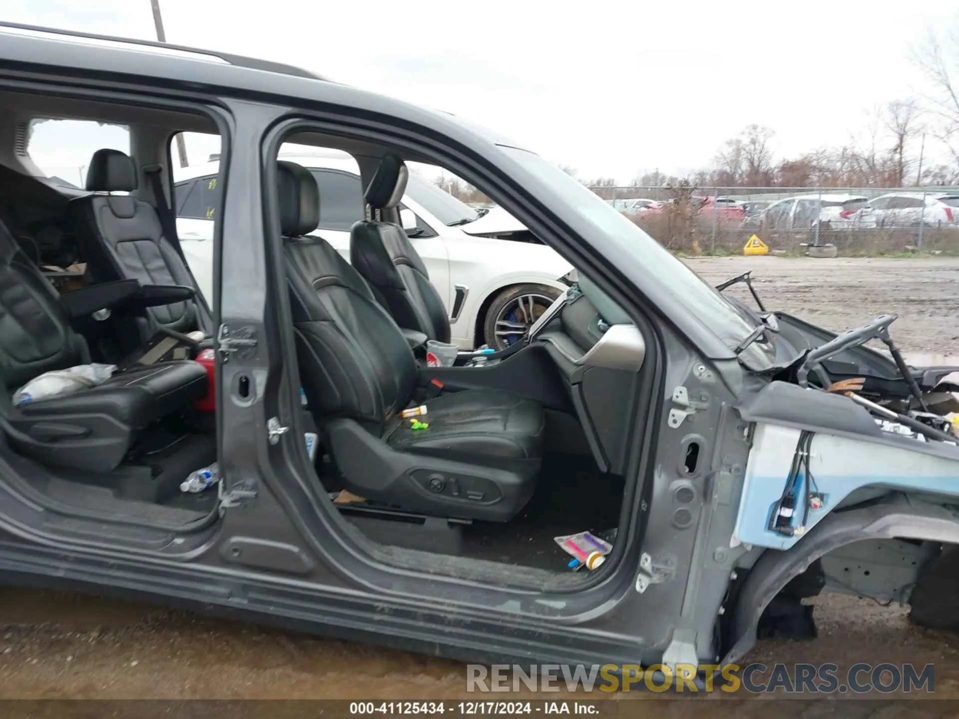 5 fotografías del automóvil dañado 1C4RJKBG4M8138710 JEEP GRAND CHEROKEE L 2021