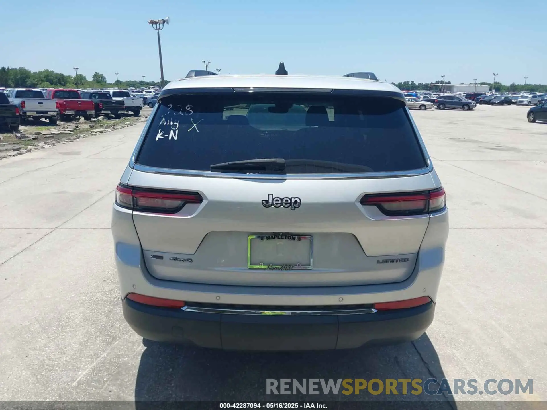 16 fotografías del automóvil dañado 1C4RJKBG5M8101312 JEEP GRAND CHEROKEE L 2021