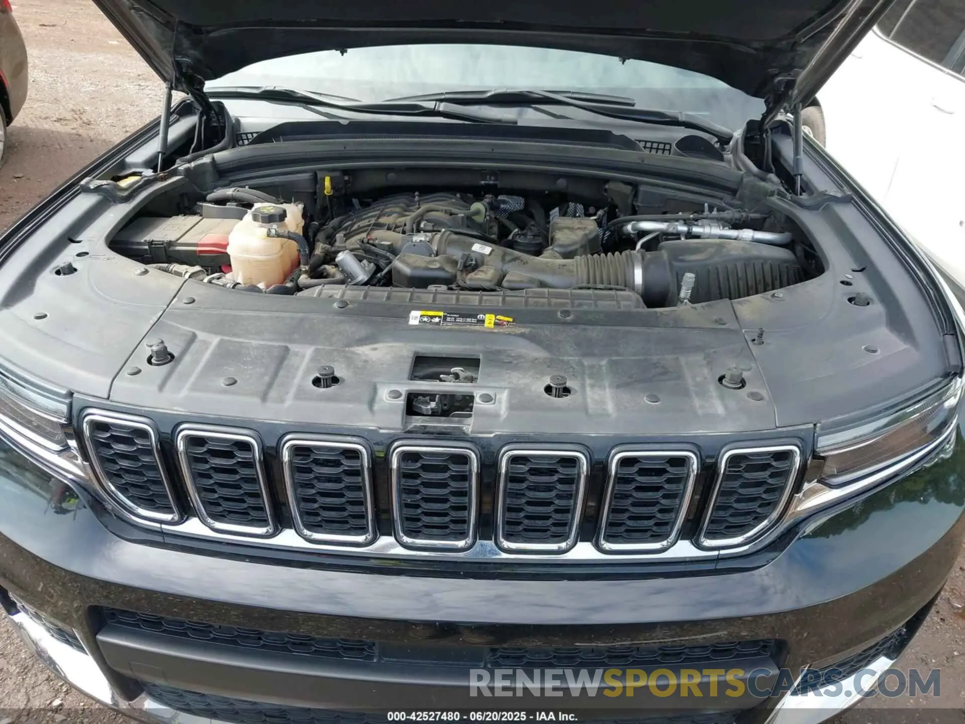 10 fotografías del automóvil dañado 1C4RJKBG5M8108194 JEEP GRAND CHEROKEE L 2021