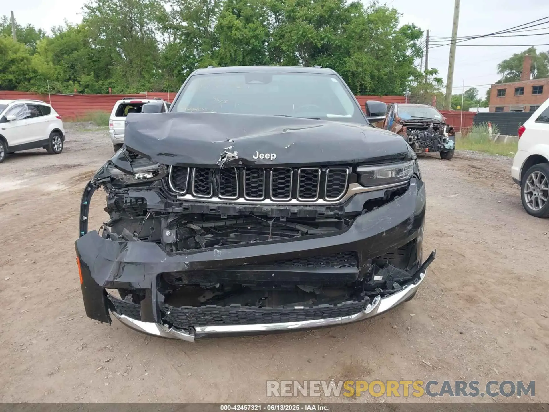 12 fotografías del automóvil dañado 1C4RJKBG5M8125173 JEEP GRAND CHEROKEE L 2021