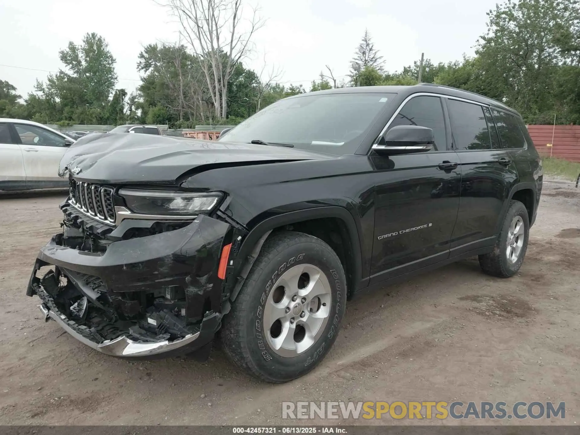 2 fotografías del automóvil dañado 1C4RJKBG5M8125173 JEEP GRAND CHEROKEE L 2021
