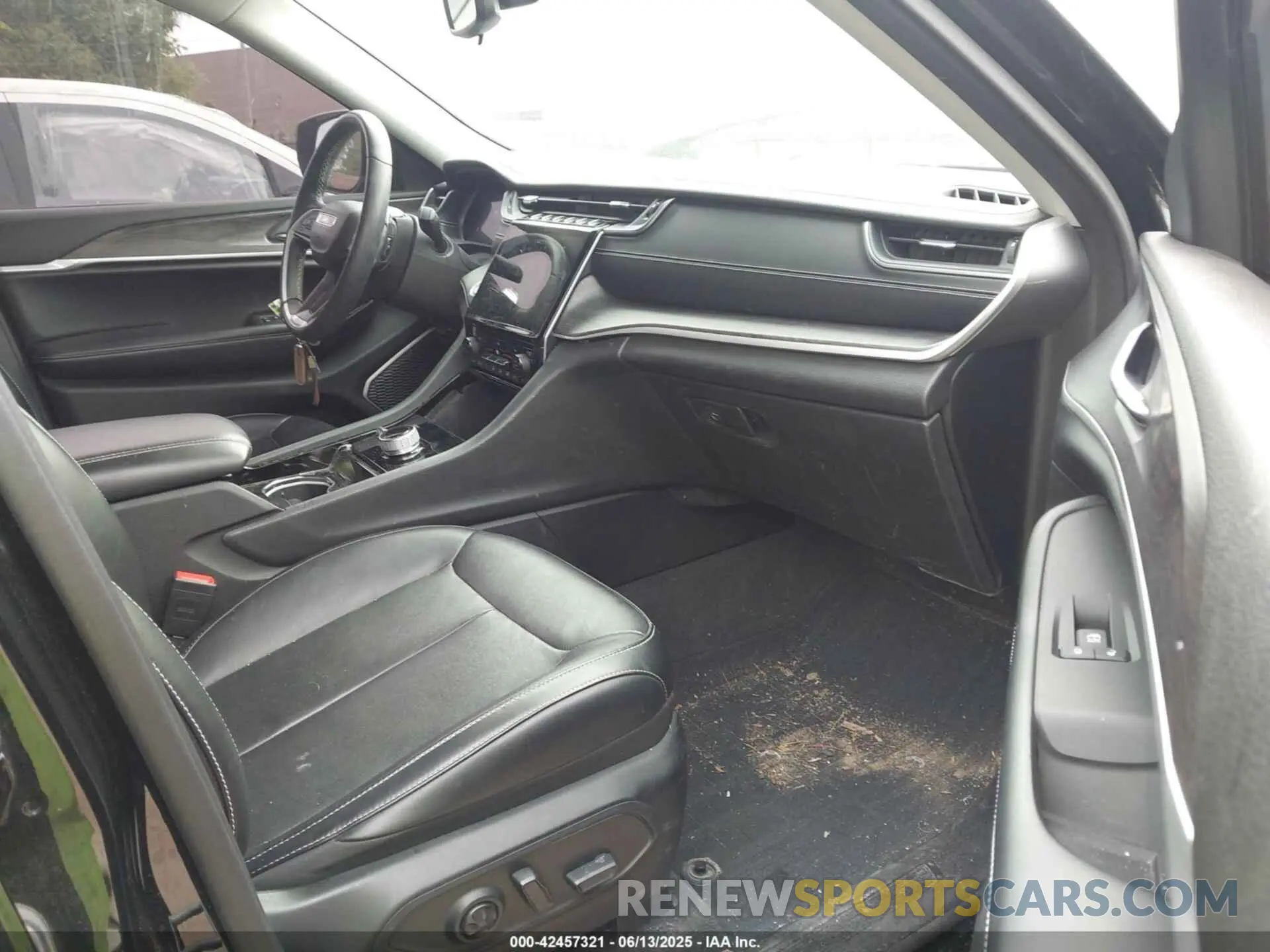 5 fotografías del automóvil dañado 1C4RJKBG5M8125173 JEEP GRAND CHEROKEE L 2021