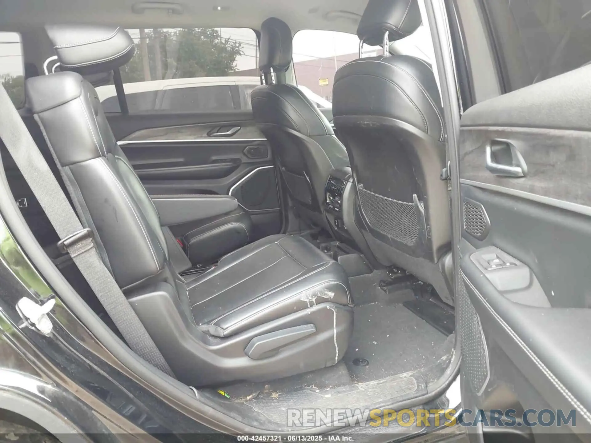 8 fotografías del automóvil dañado 1C4RJKBG5M8125173 JEEP GRAND CHEROKEE L 2021