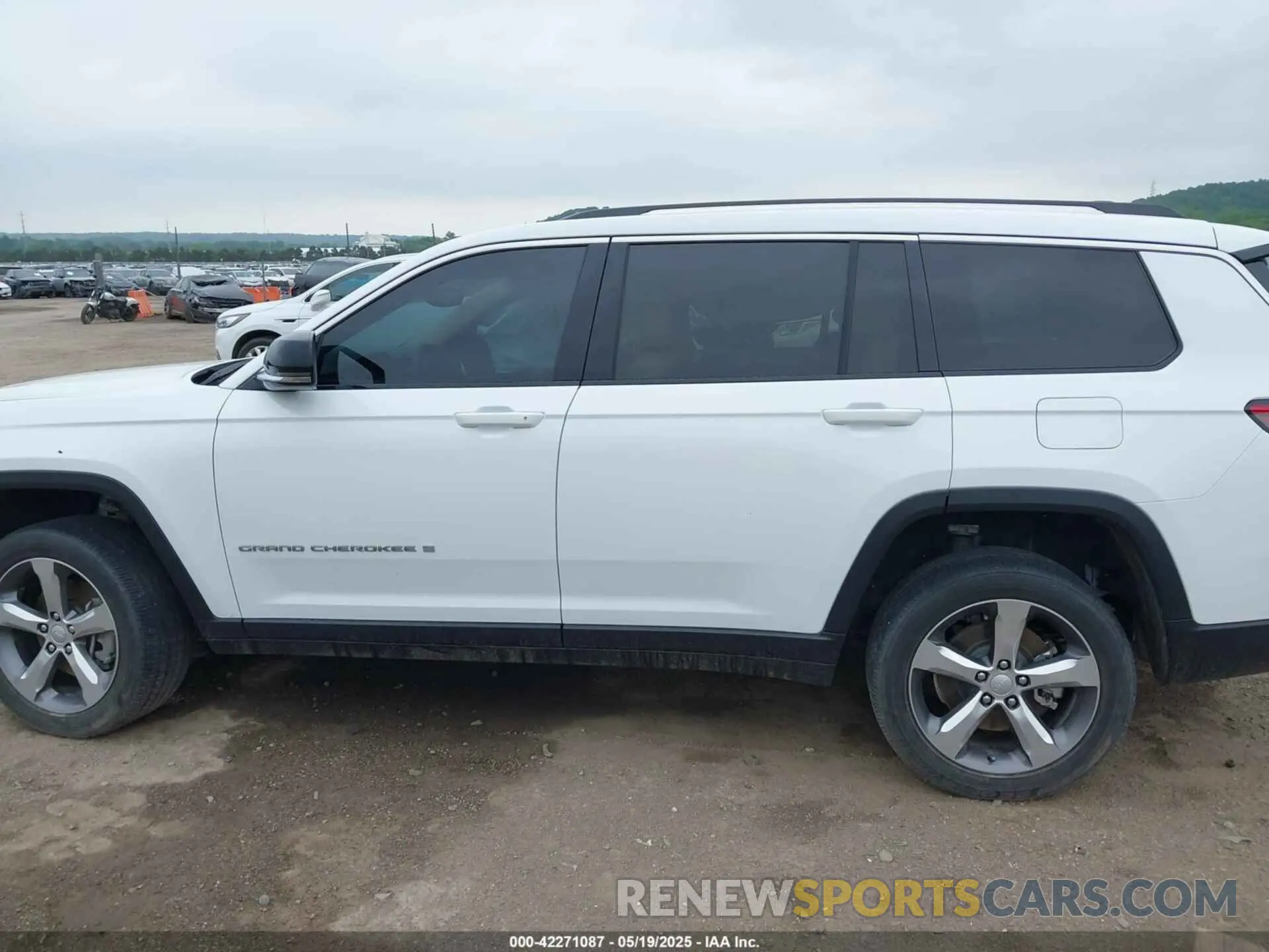 15 fotografías del automóvil dañado 1C4RJKBG5M8186488 JEEP GRAND CHEROKEE L 2021