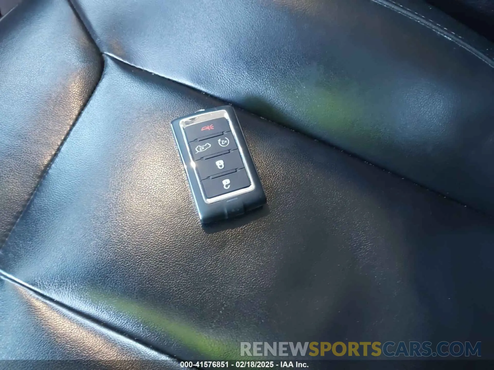 11 fotografías del automóvil dañado 1C4RJKBG6M8142905 JEEP GRAND CHEROKEE L 2021