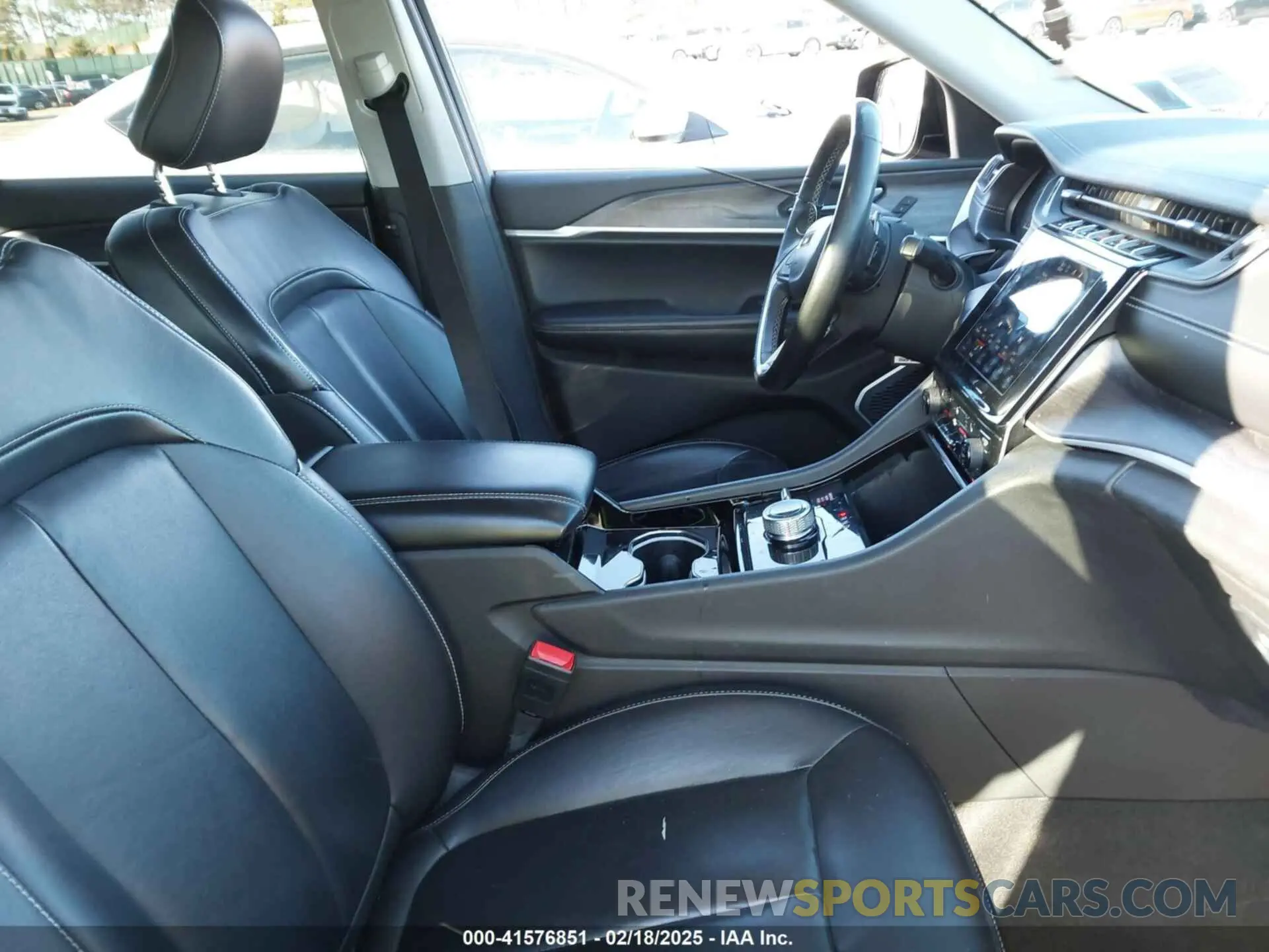 5 fotografías del automóvil dañado 1C4RJKBG6M8142905 JEEP GRAND CHEROKEE L 2021