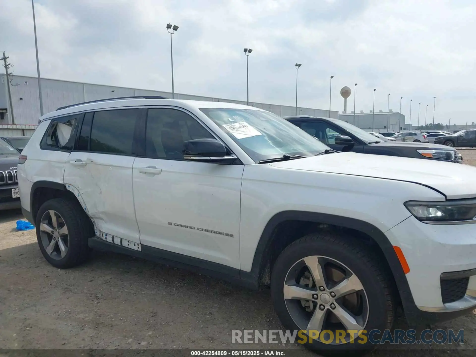 13 fotografías del automóvil dañado 1C4RJKBG7M8101781 JEEP GRAND CHEROKEE L 2021