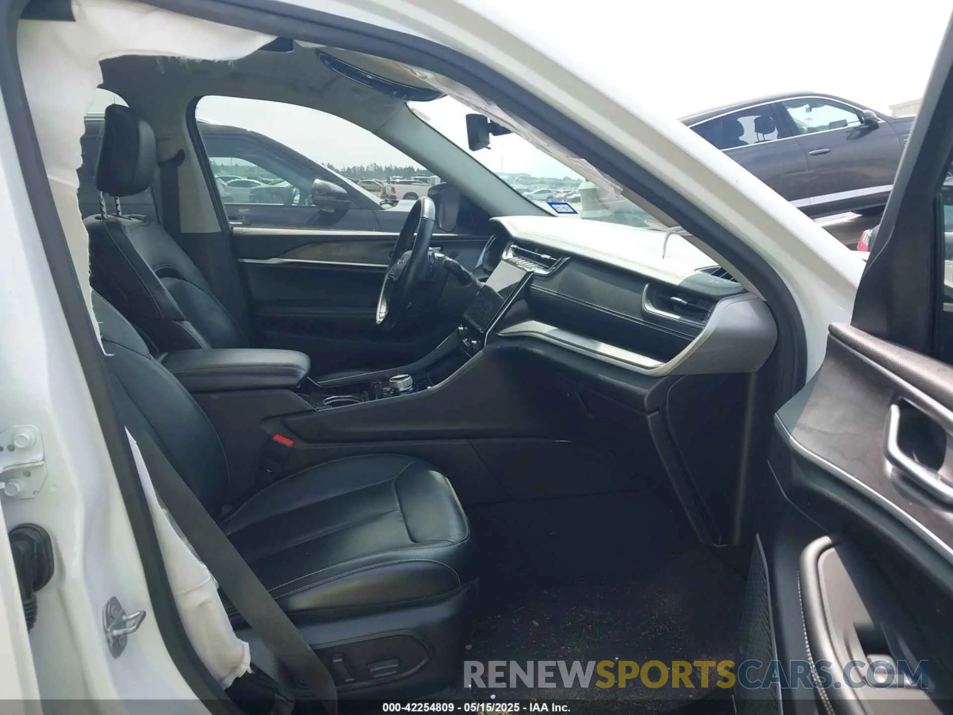 5 fotografías del automóvil dañado 1C4RJKBG7M8101781 JEEP GRAND CHEROKEE L 2021