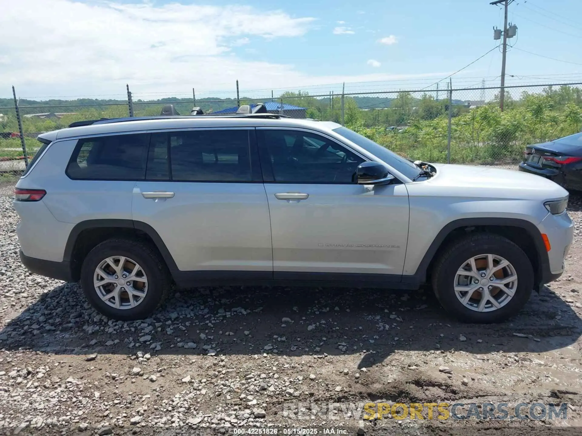 13 fotografías del automóvil dañado 1C4RJKBG7M8130262 JEEP GRAND CHEROKEE L 2021
