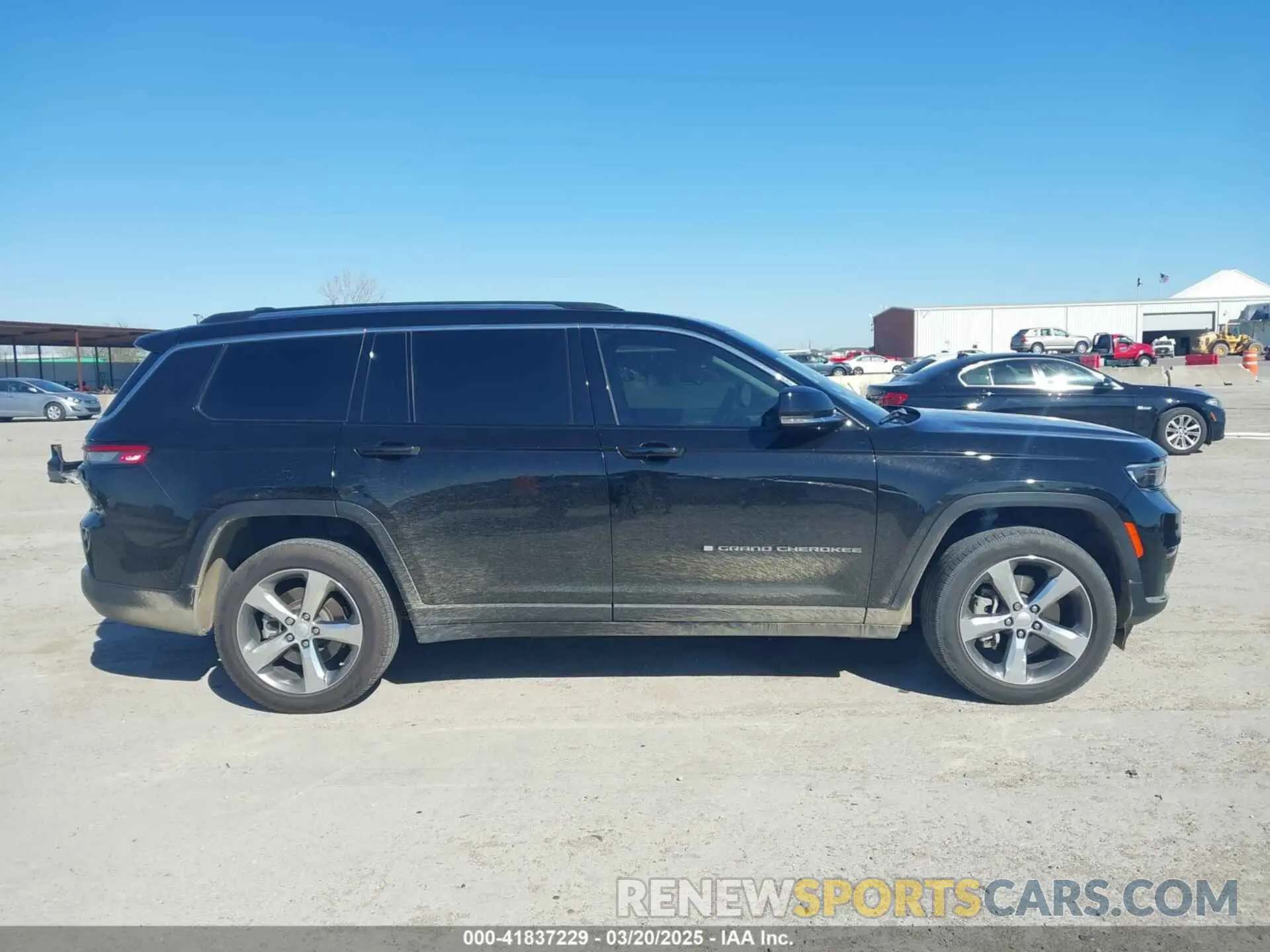 13 fotografías del automóvil dañado 1C4RJKBG7M8190882 JEEP GRAND CHEROKEE L 2021