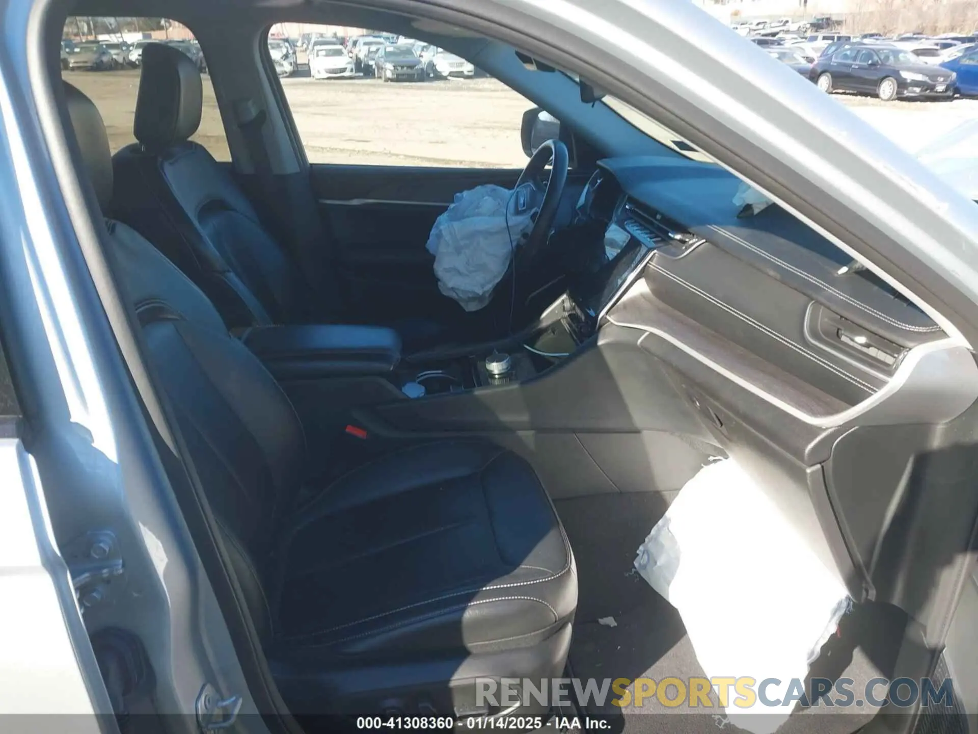 5 fotografías del automóvil dañado 1C4RJKBG8M8122316 JEEP GRAND CHEROKEE L 2021