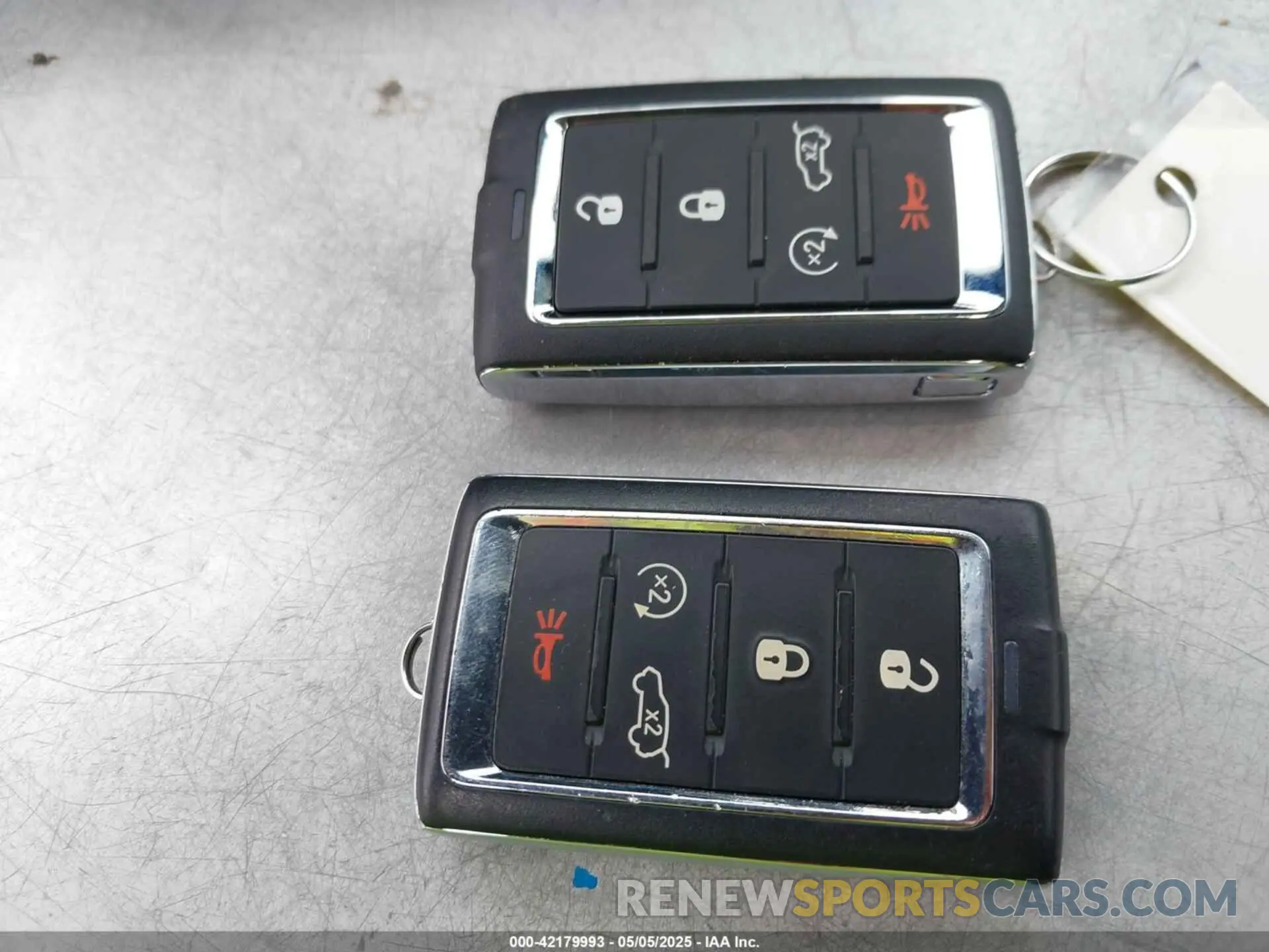 11 fotografías del automóvil dañado 1C4RJKBGXM8109793 JEEP GRAND CHEROKEE L 2021