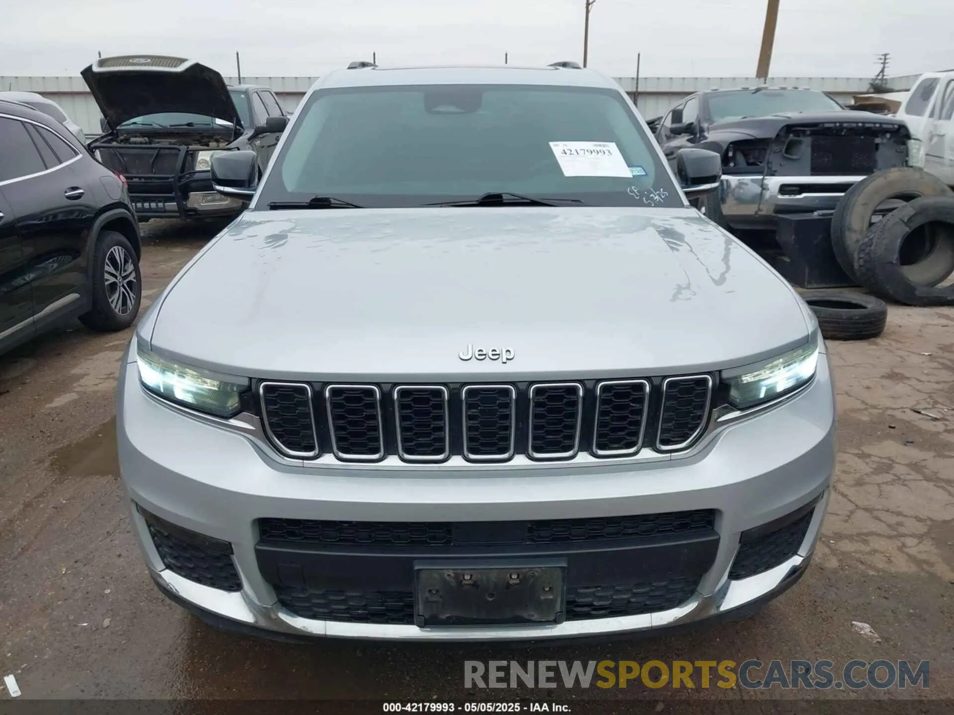 12 fotografías del automóvil dañado 1C4RJKBGXM8109793 JEEP GRAND CHEROKEE L 2021