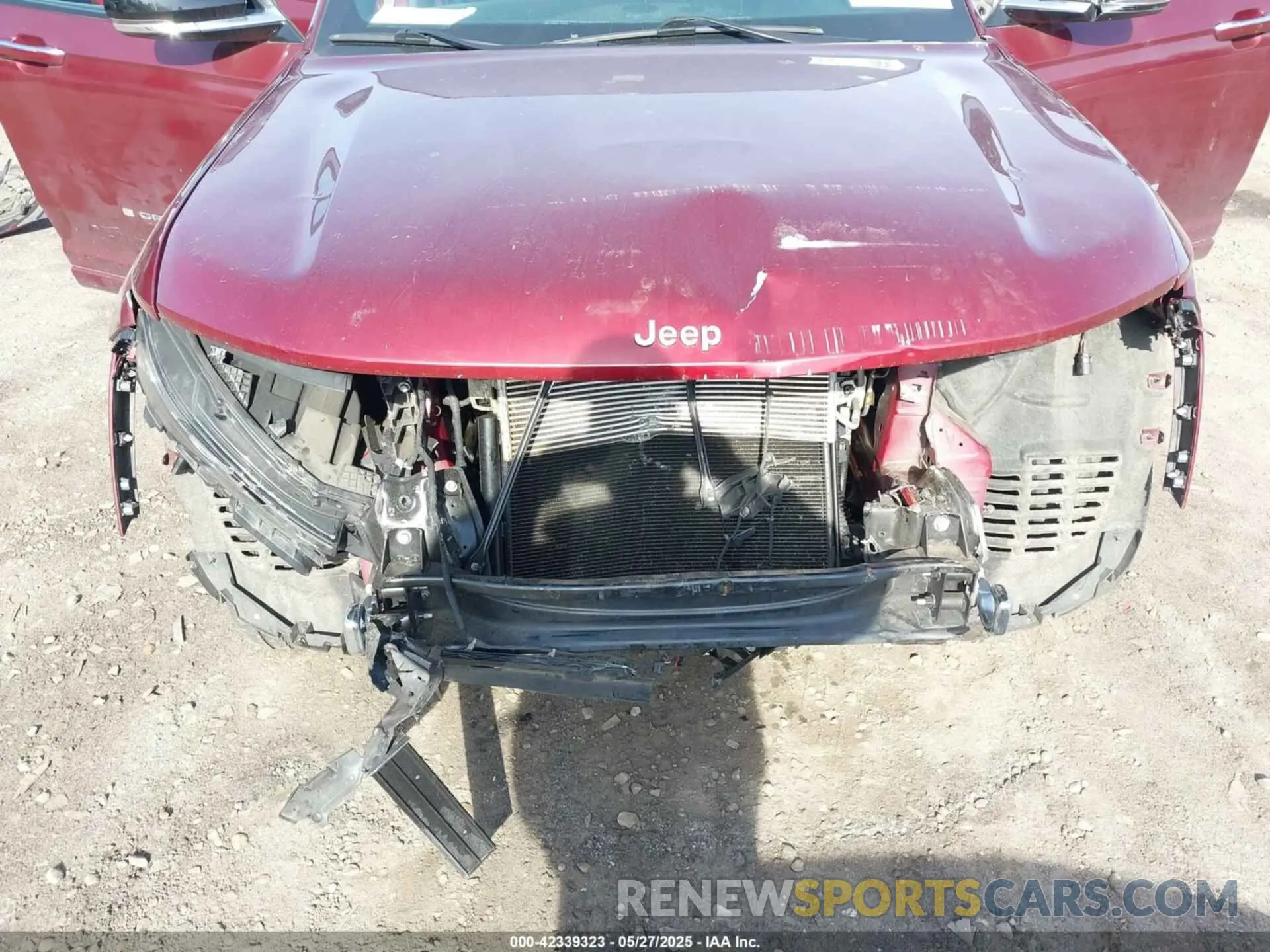 6 fotografías del automóvil dañado 1C4RJKDG9M8132351 JEEP GRAND CHEROKEE L 2021