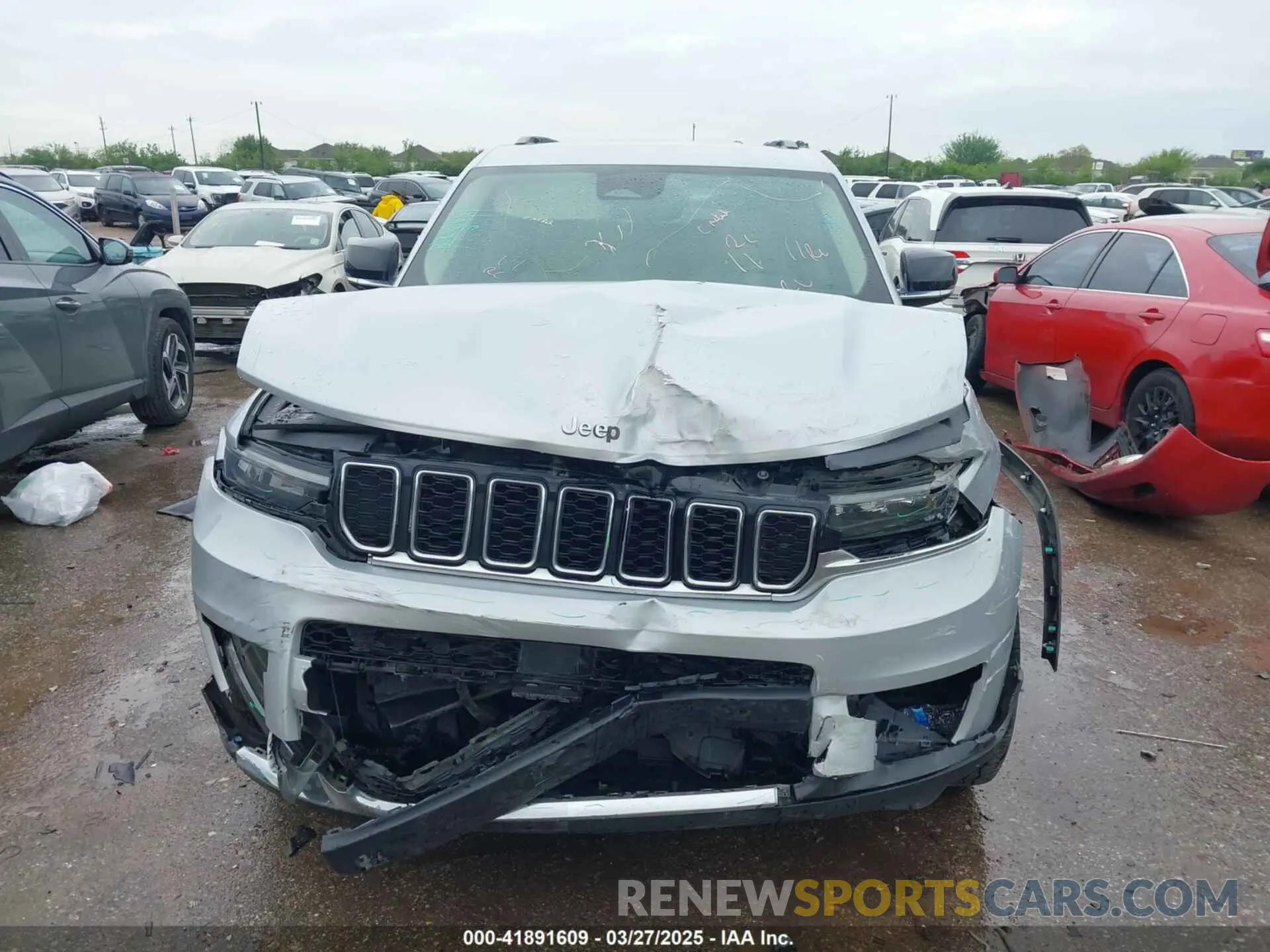 12 fotografías del automóvil dañado 1C4RJJBG7N8608935 JEEP GRAND CHEROKEE L 2022