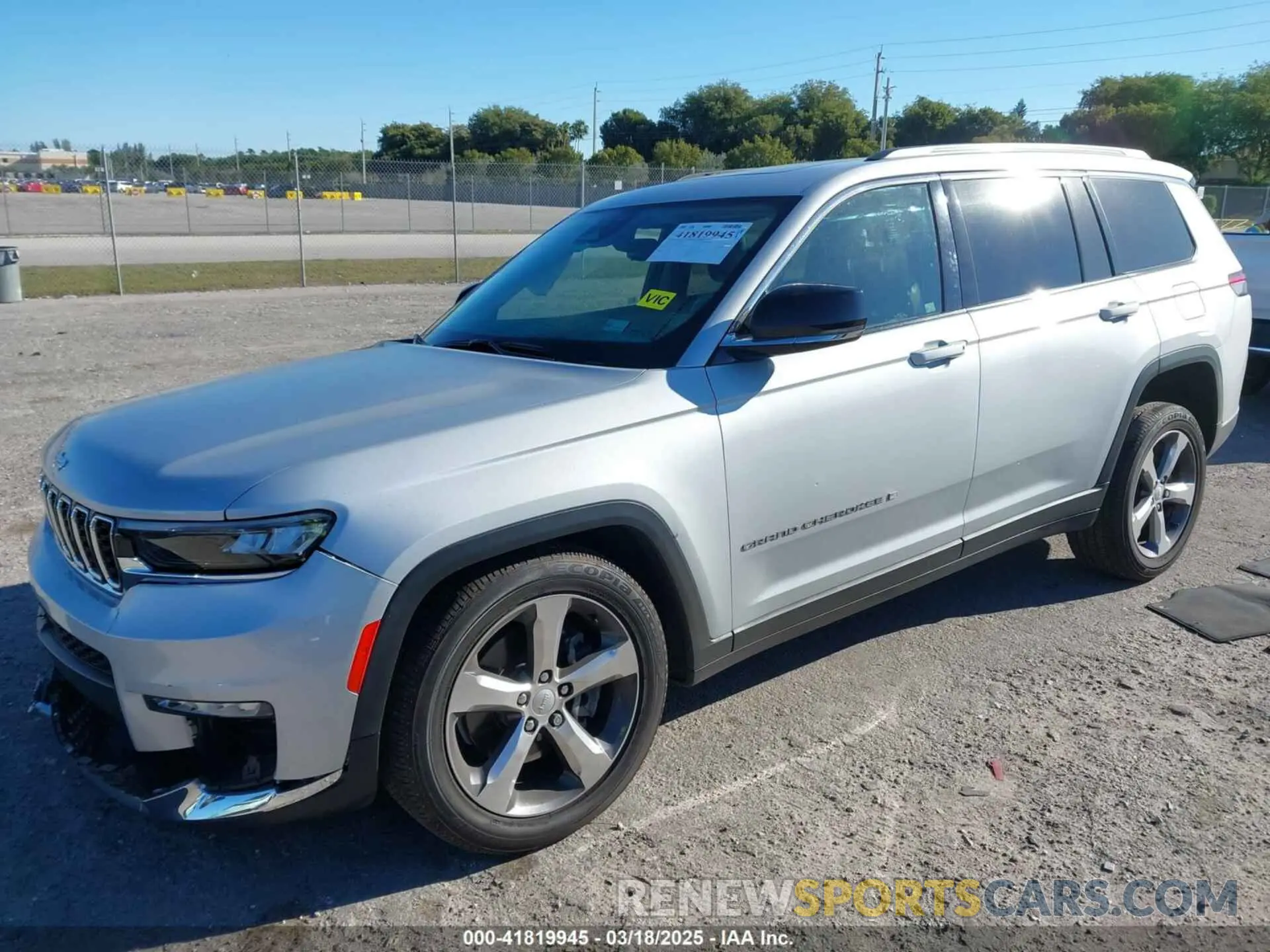 2 fotografías del automóvil dañado 1C4RJJBGXN8528951 JEEP GRAND CHEROKEE L 2022