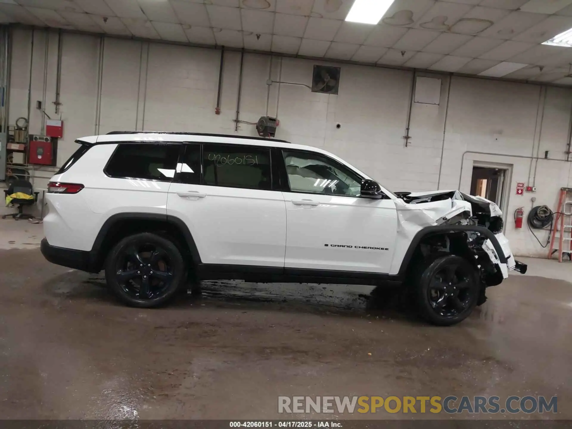 13 fotografías del automóvil dañado 1C4RJKAG1N8518963 JEEP GRAND CHEROKEE L 2022