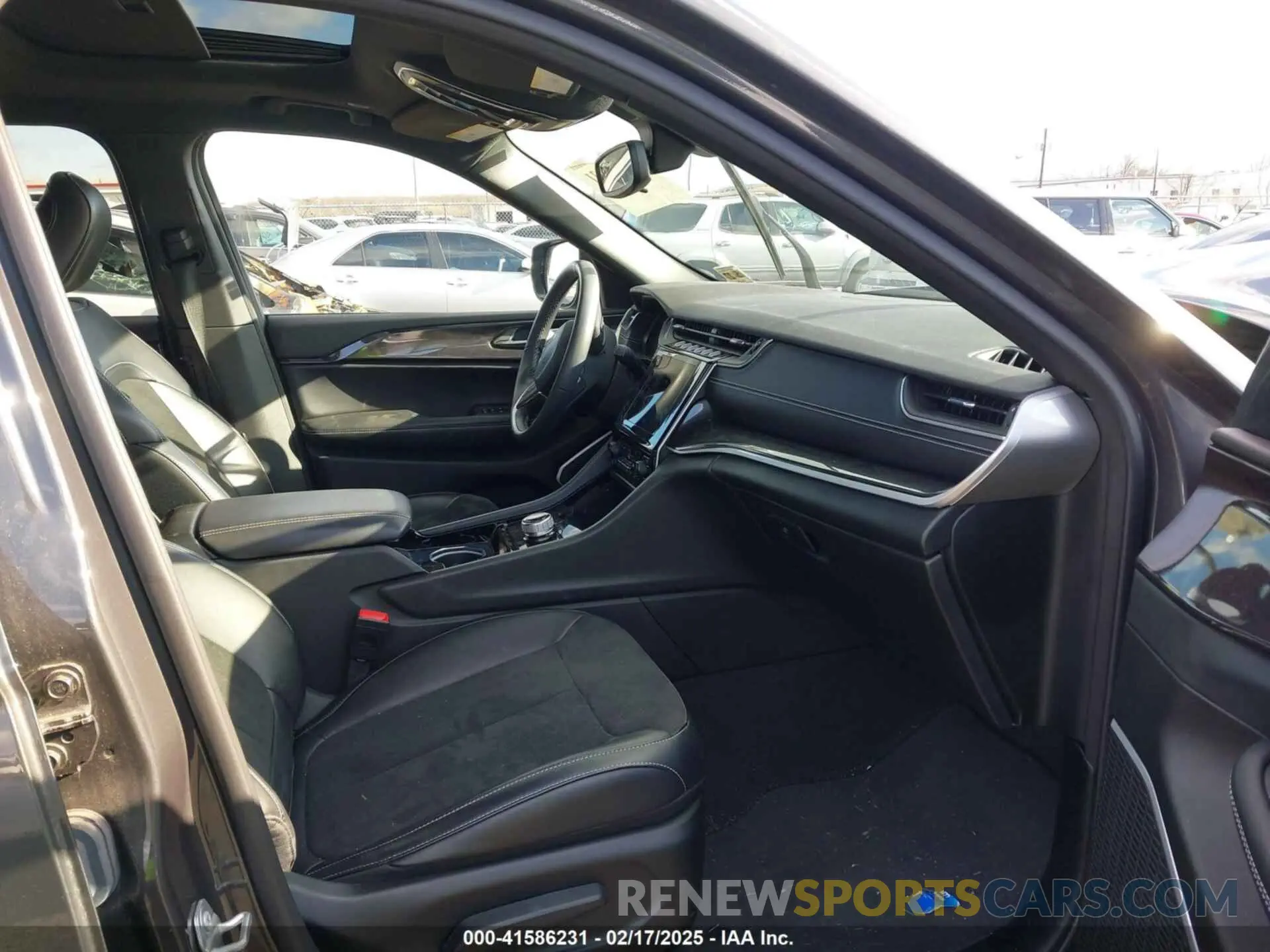 5 fotografías del automóvil dañado 1C4RJKAG2N8542592 JEEP GRAND CHEROKEE L 2022