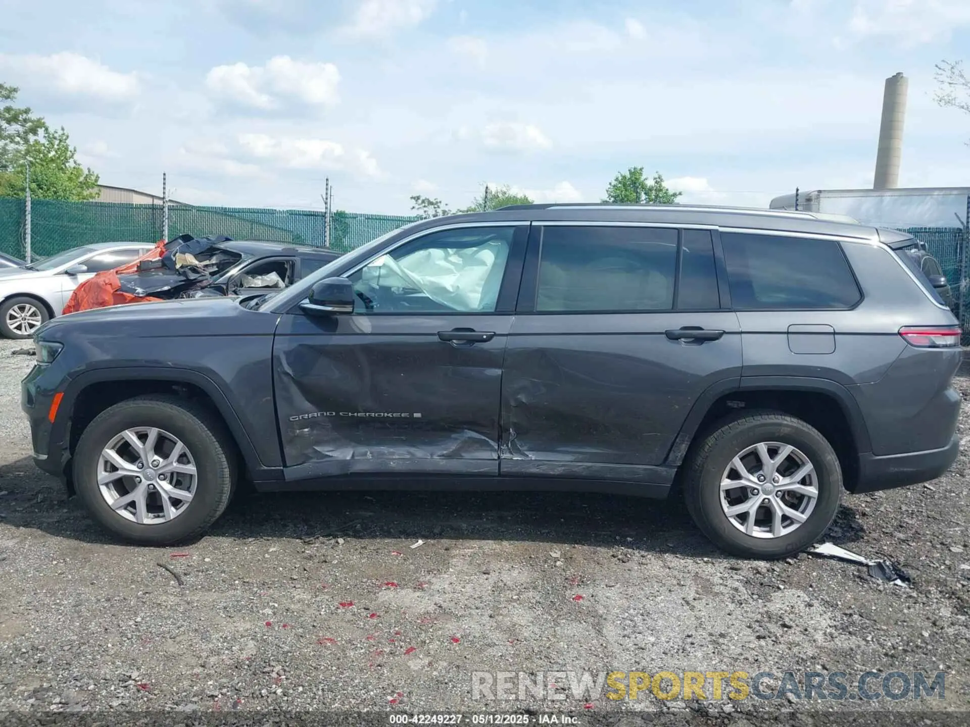 13 fotografías del automóvil dañado 1C4RJKBG3N8621834 JEEP GRAND CHEROKEE L 2022